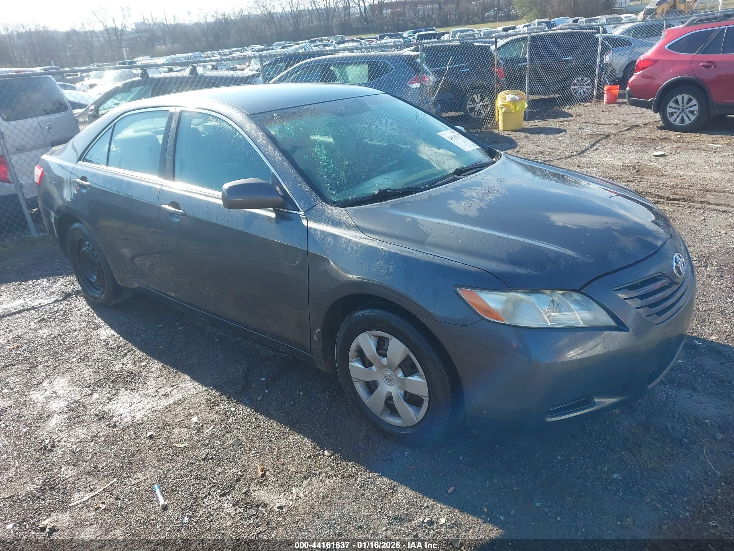 TOYOTA CAMRY image 6