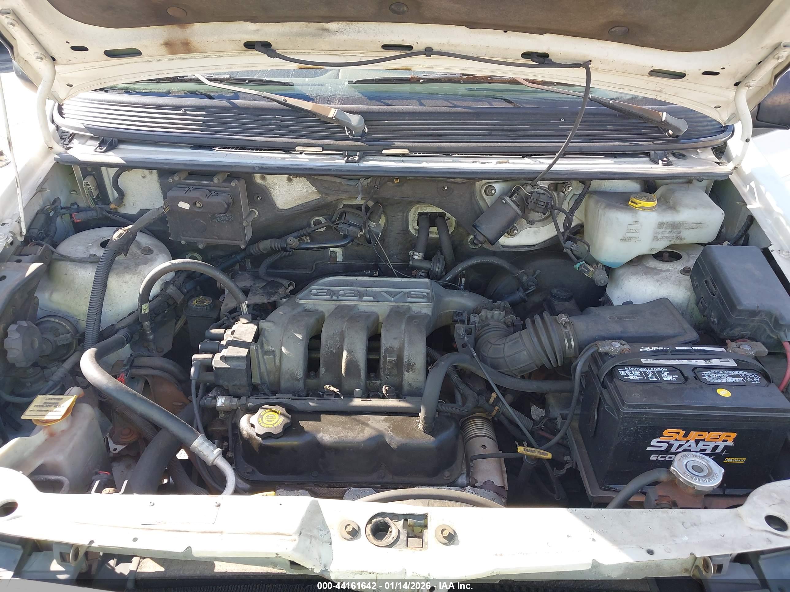 PLYMOUTH VOYAGER image 10