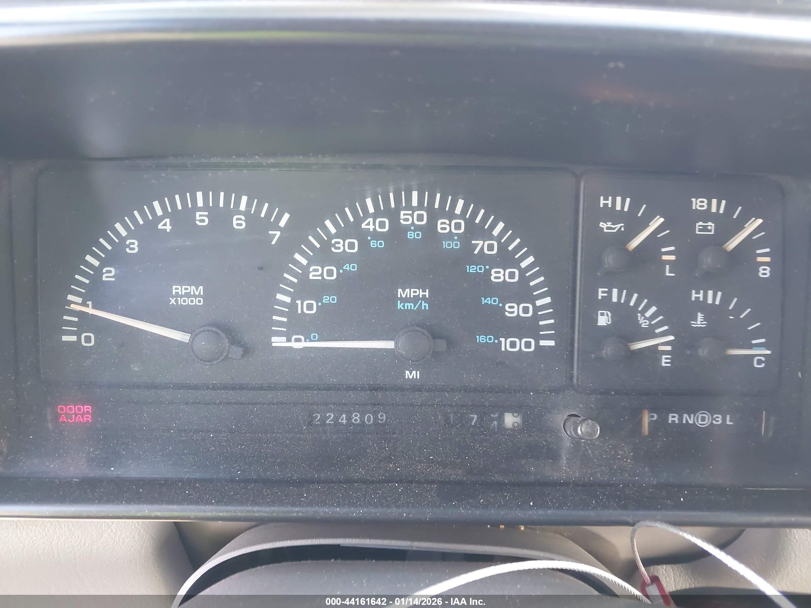 PLYMOUTH VOYAGER image 7