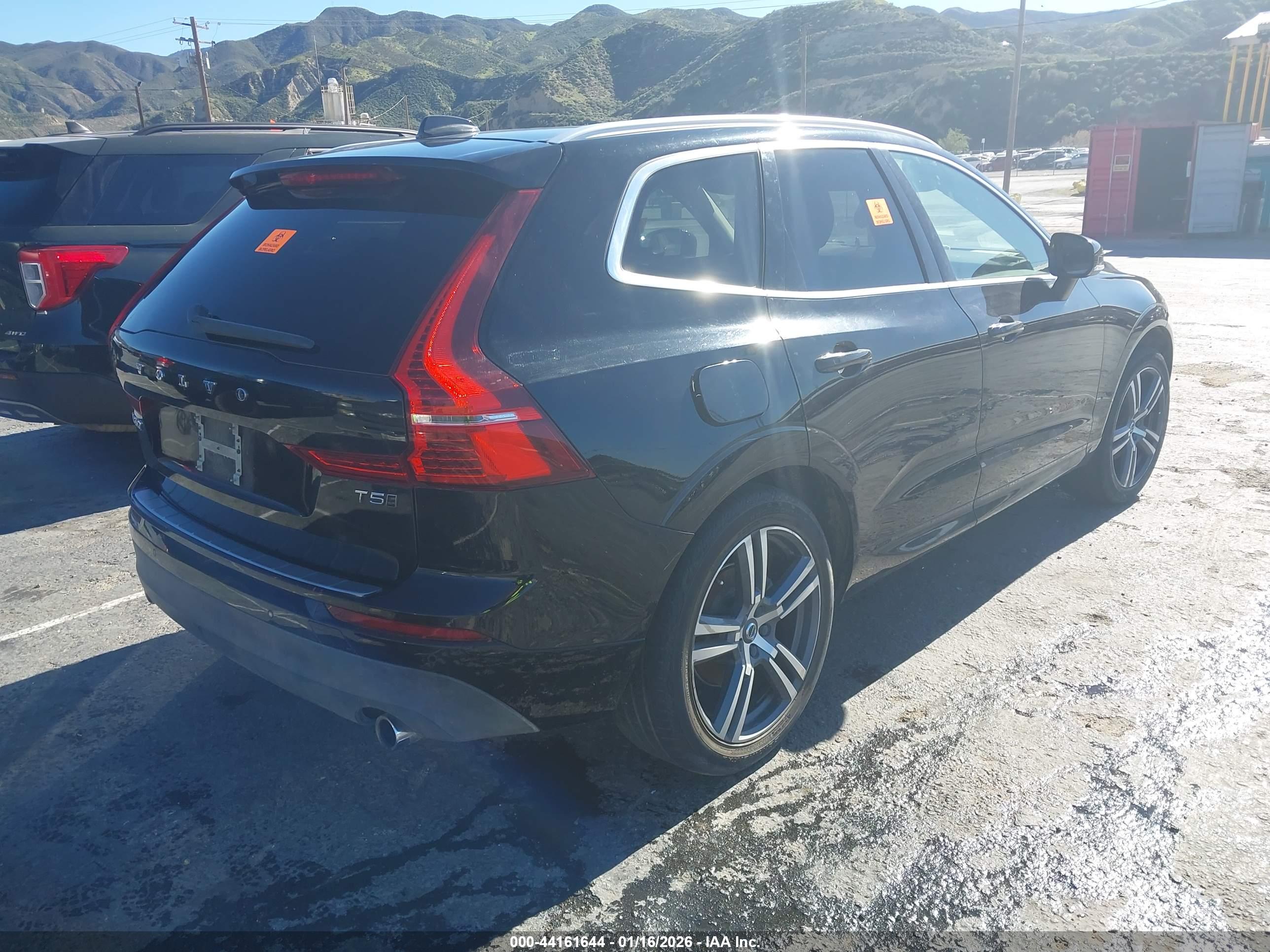 VOLVO XC60 image 4
