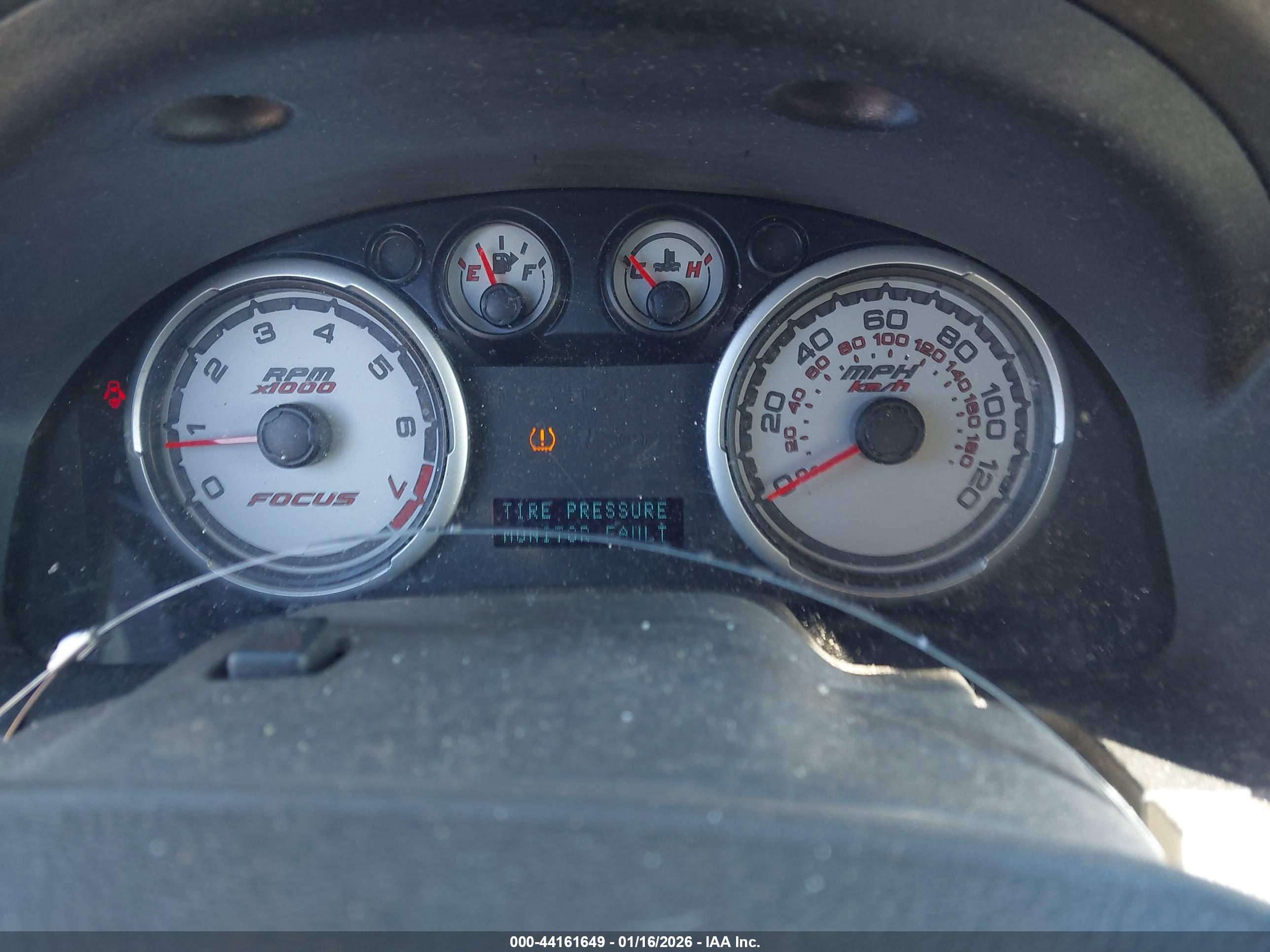 FORD FOCUS image 7