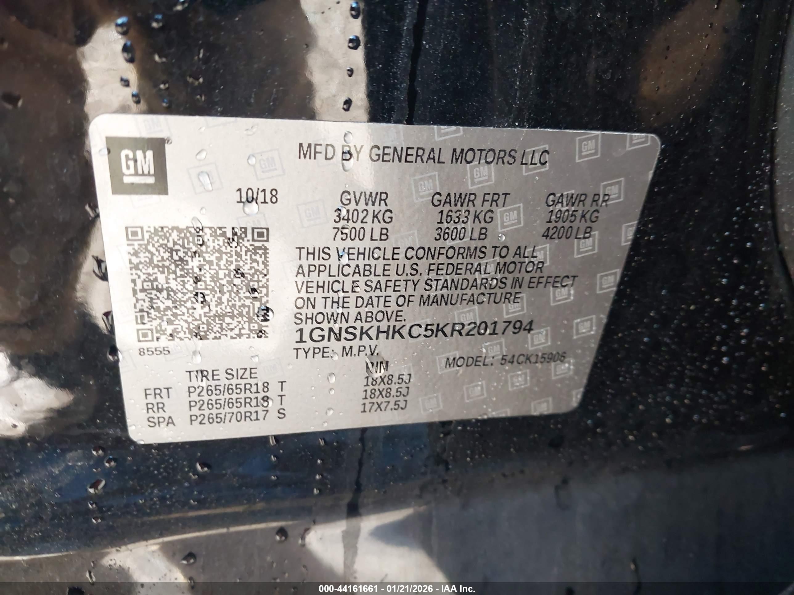CHEVROLET SUBURBAN image 9
