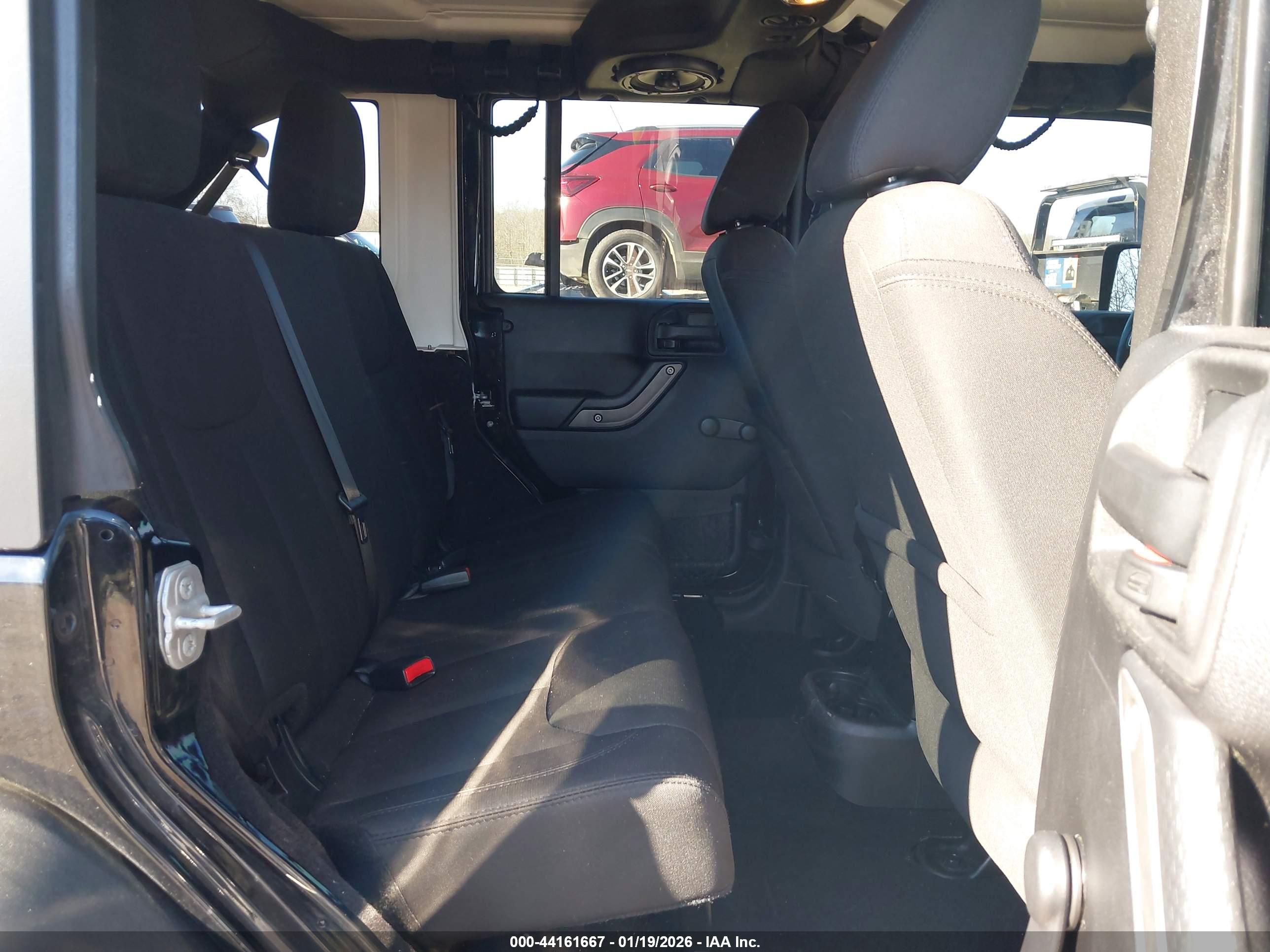 JEEP WRANGLER image 8
