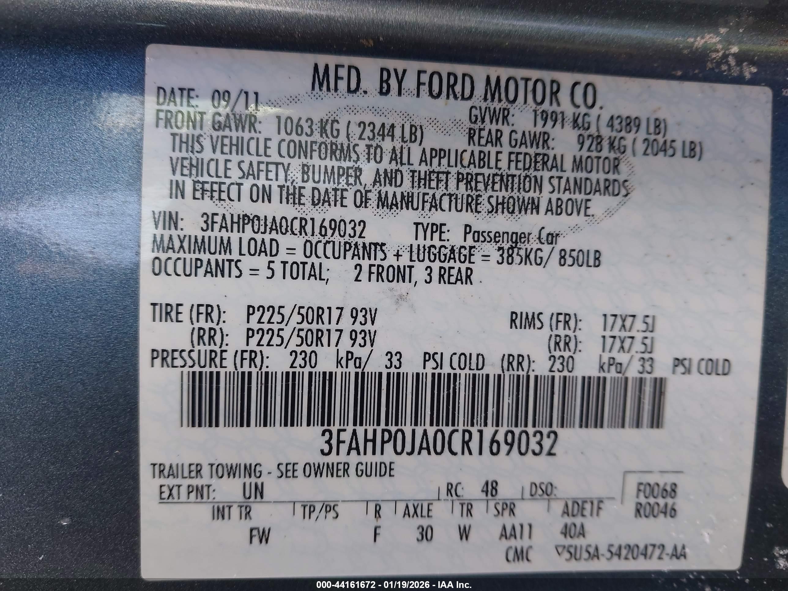 FORD FUSION image 9