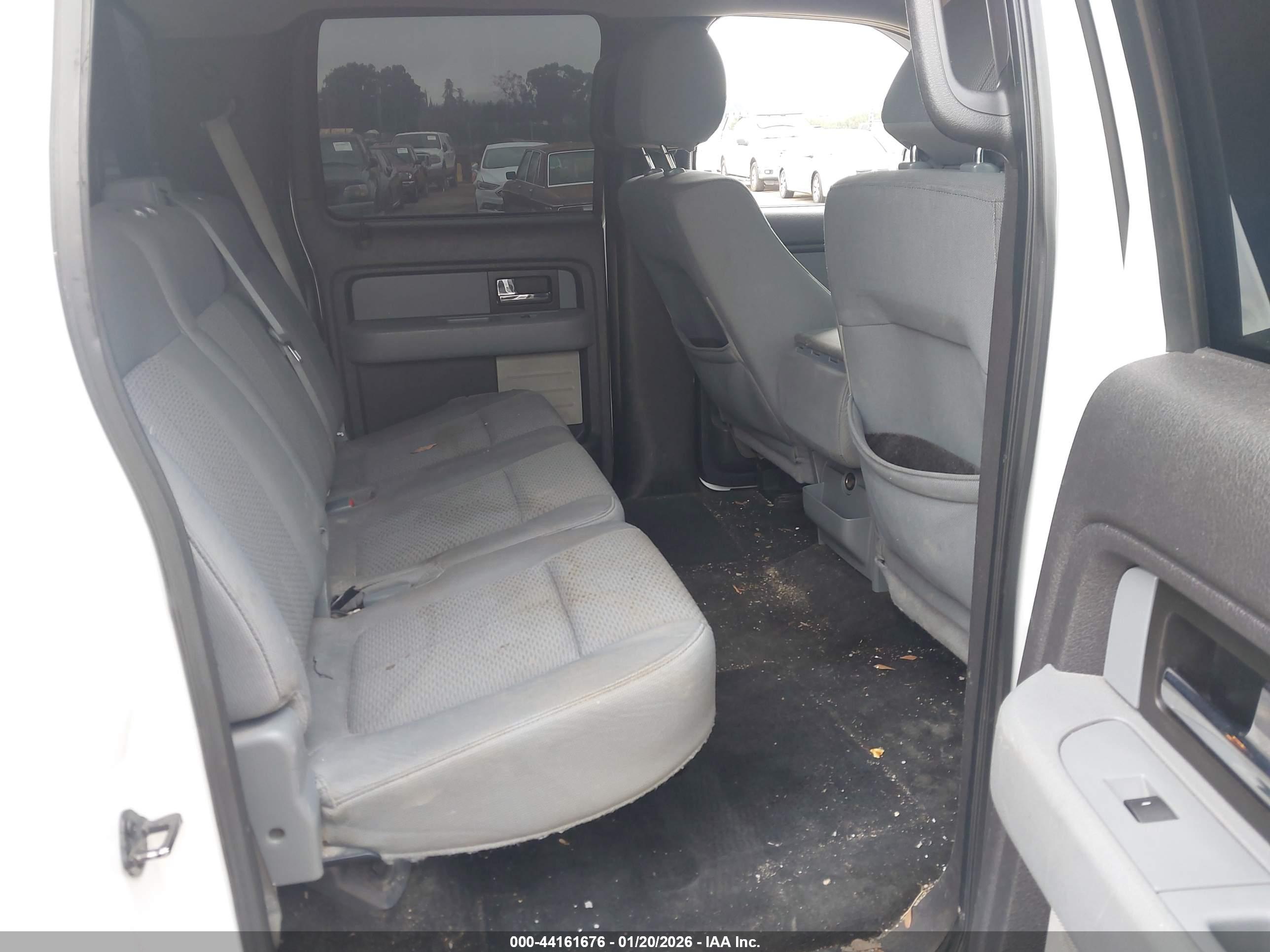 FORD F-150 image 8