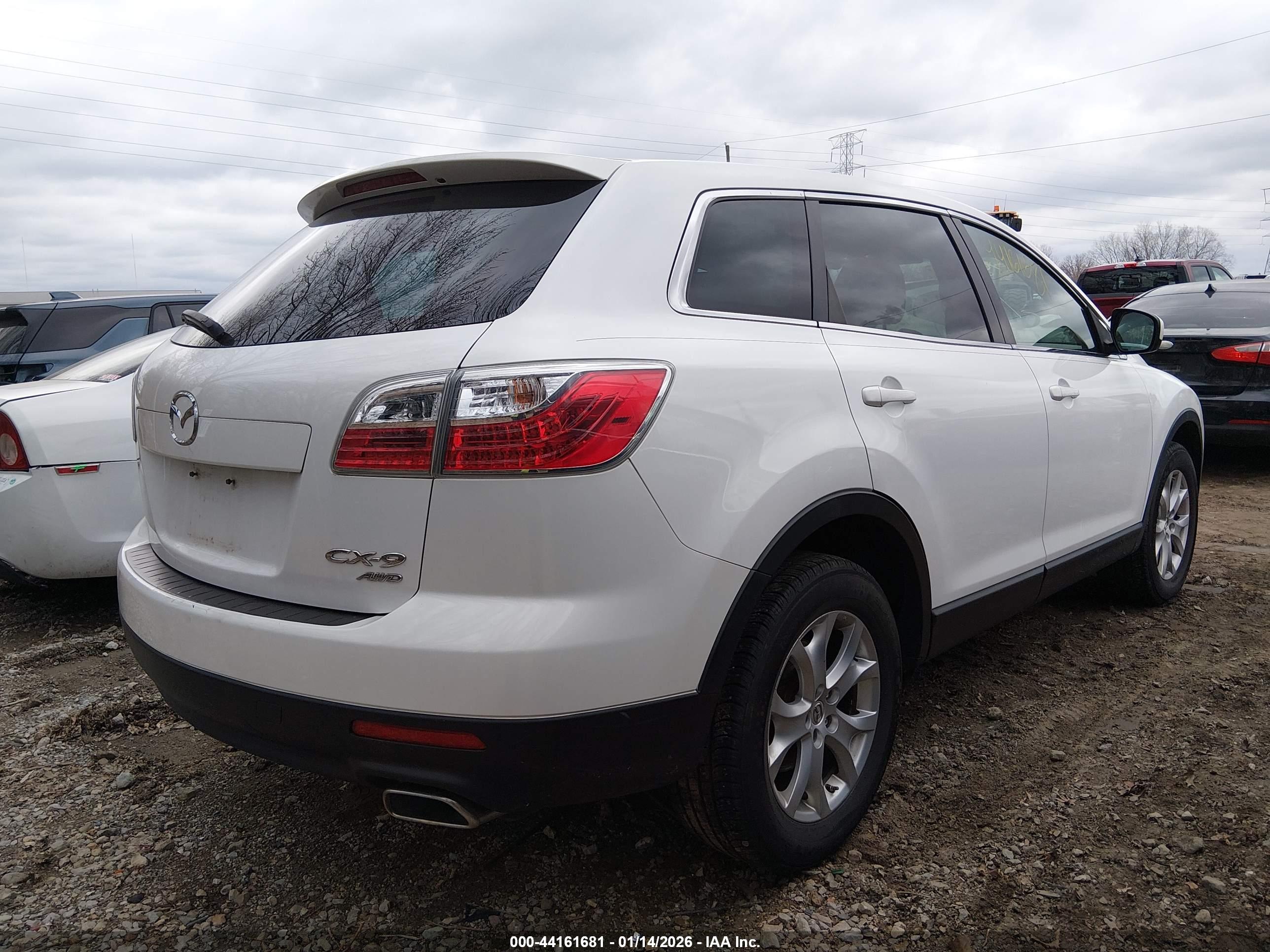 MAZDA CX-9 image 4