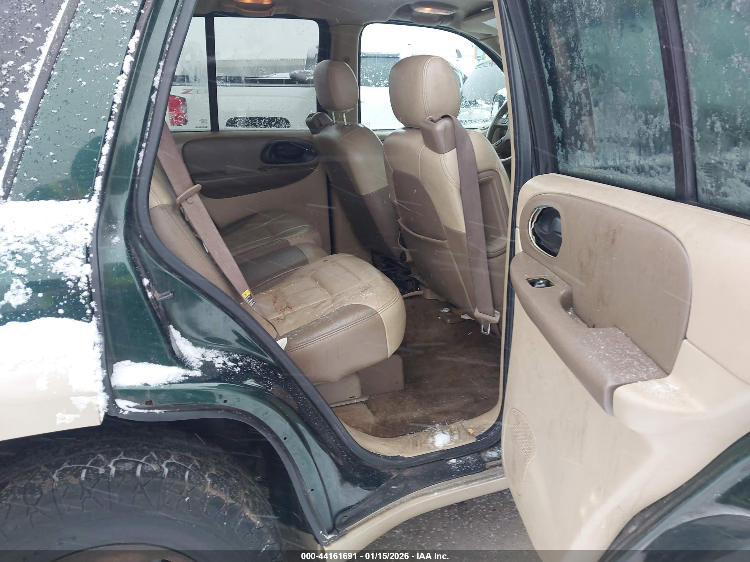 CHEVROLET TRAILBLAZER image 8