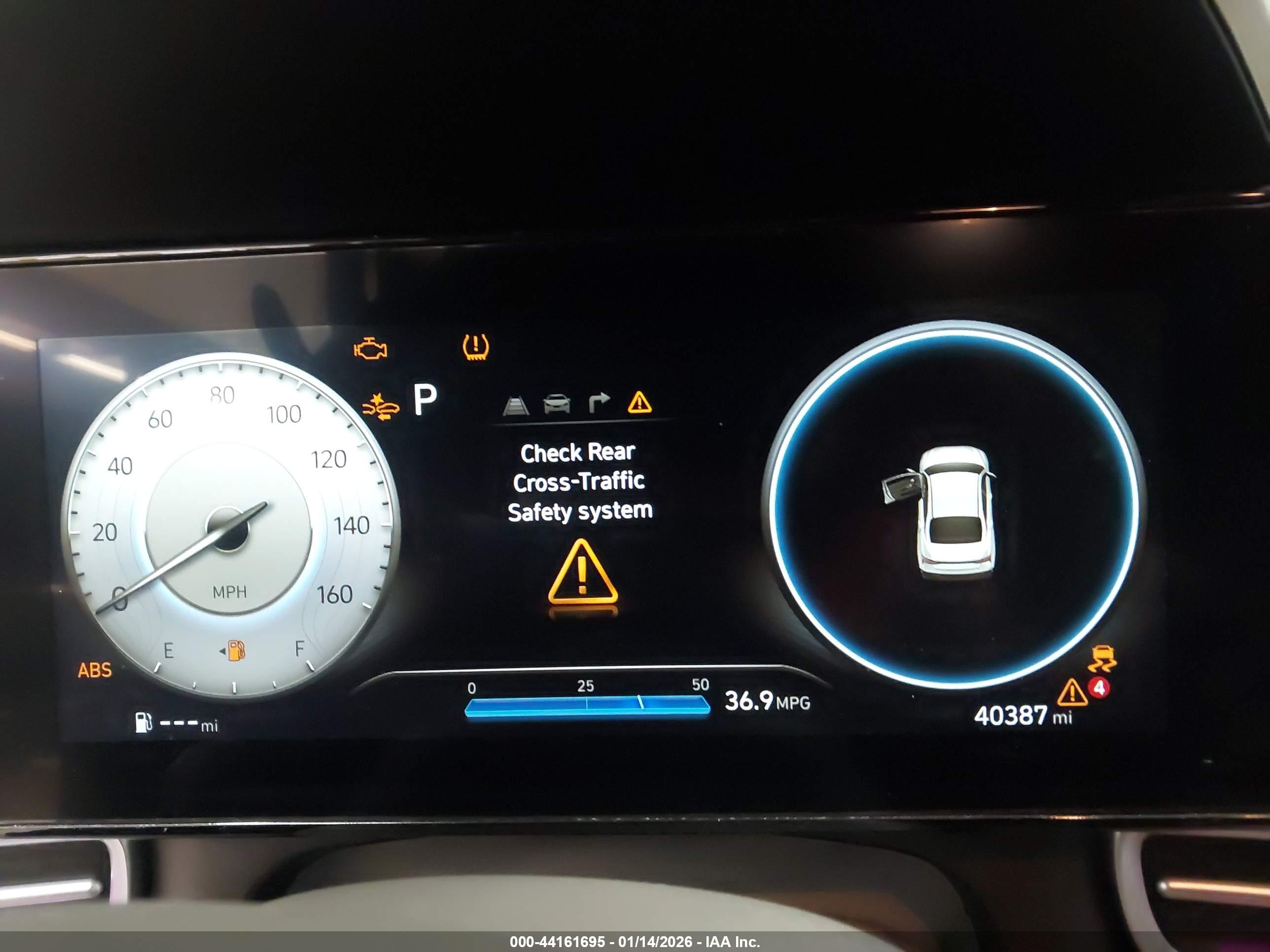 HYUNDAI ELANTRA image 7