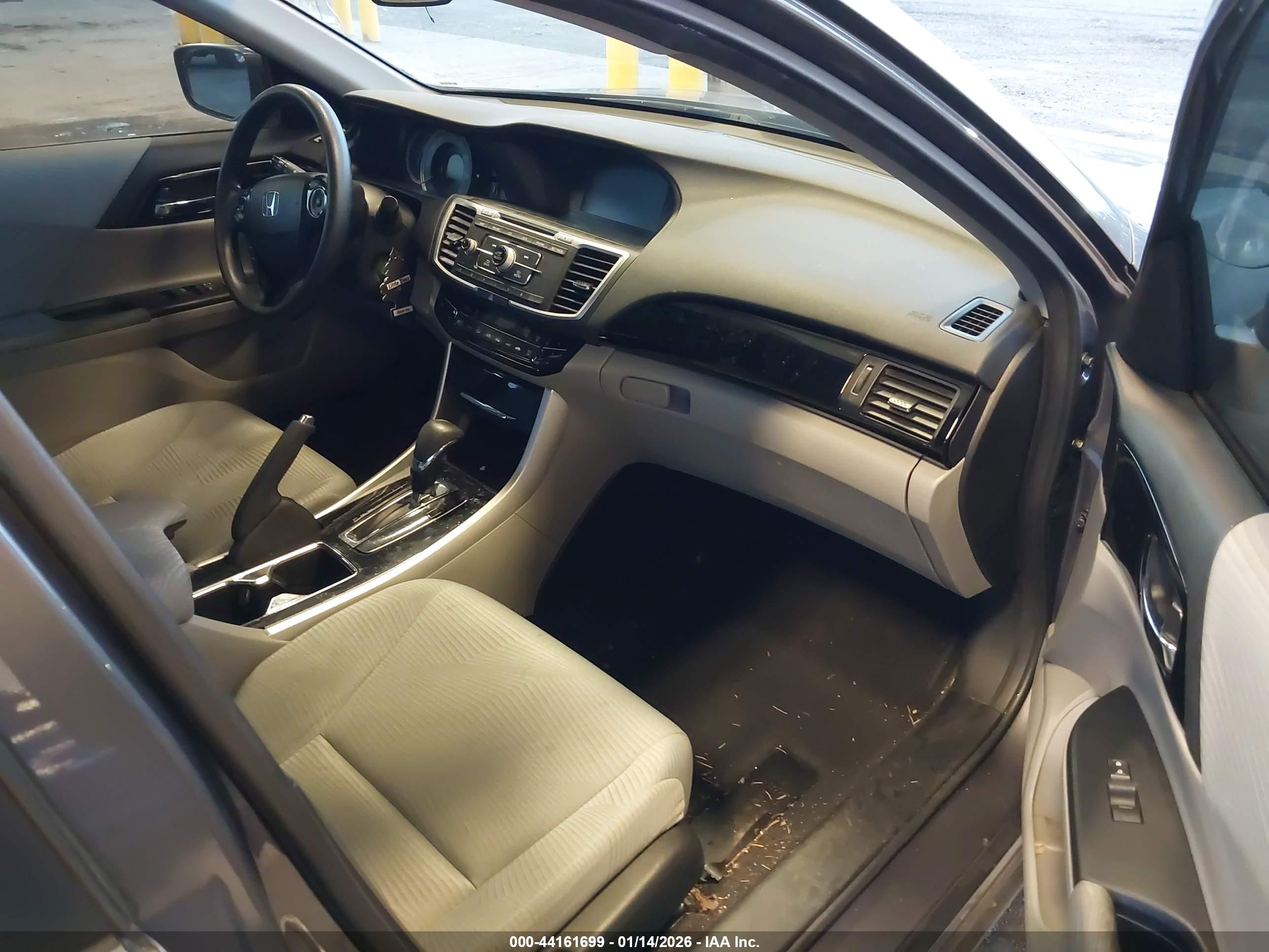 HONDA ACCORD image 5