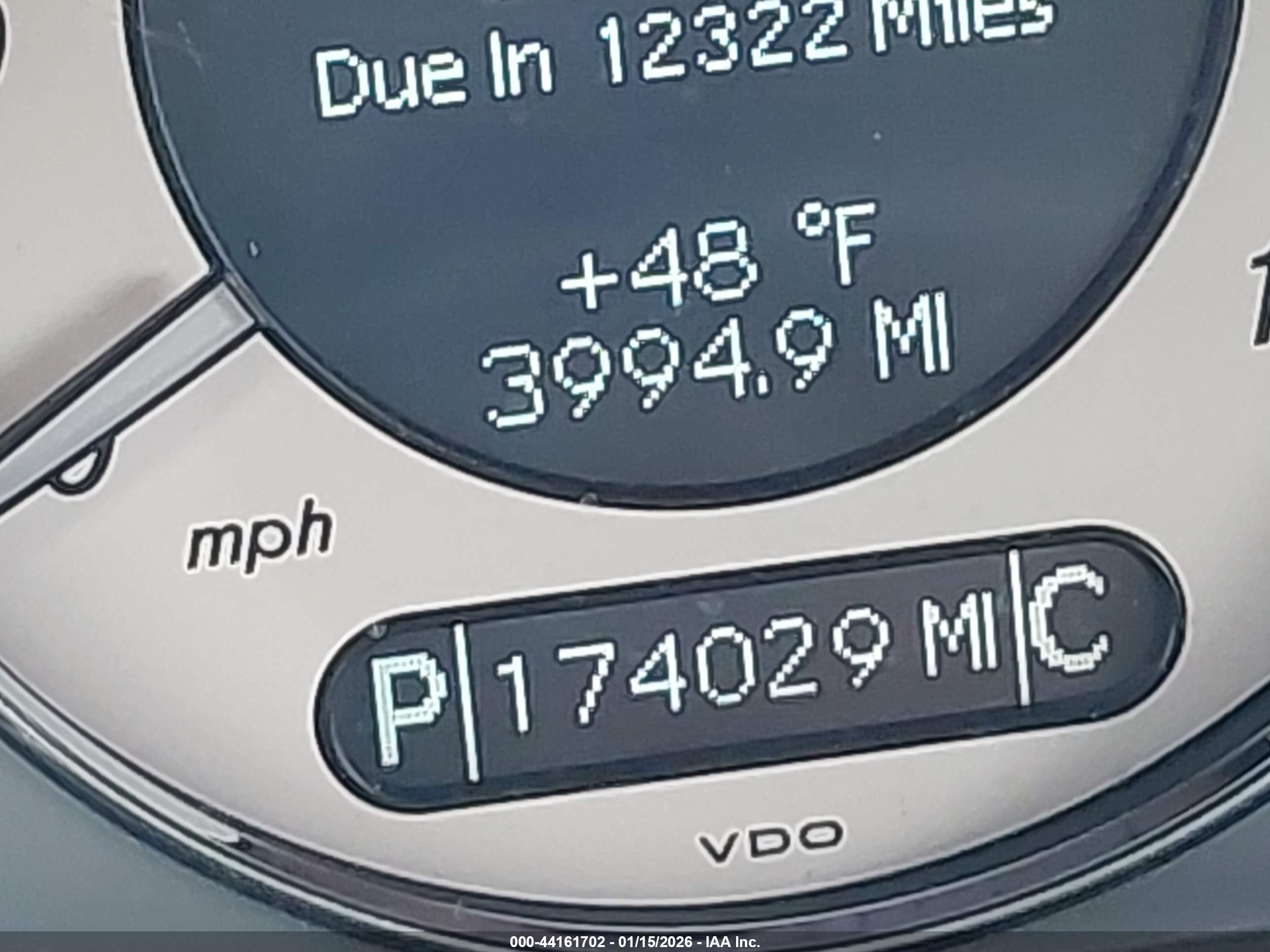 MERCEDES-BENZ E image 7