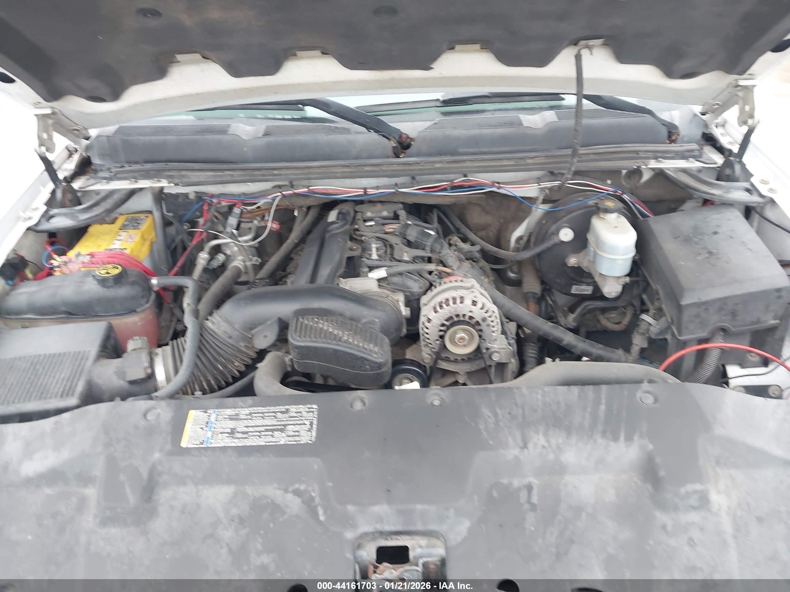 CHEVROLET SILVERADO image 10