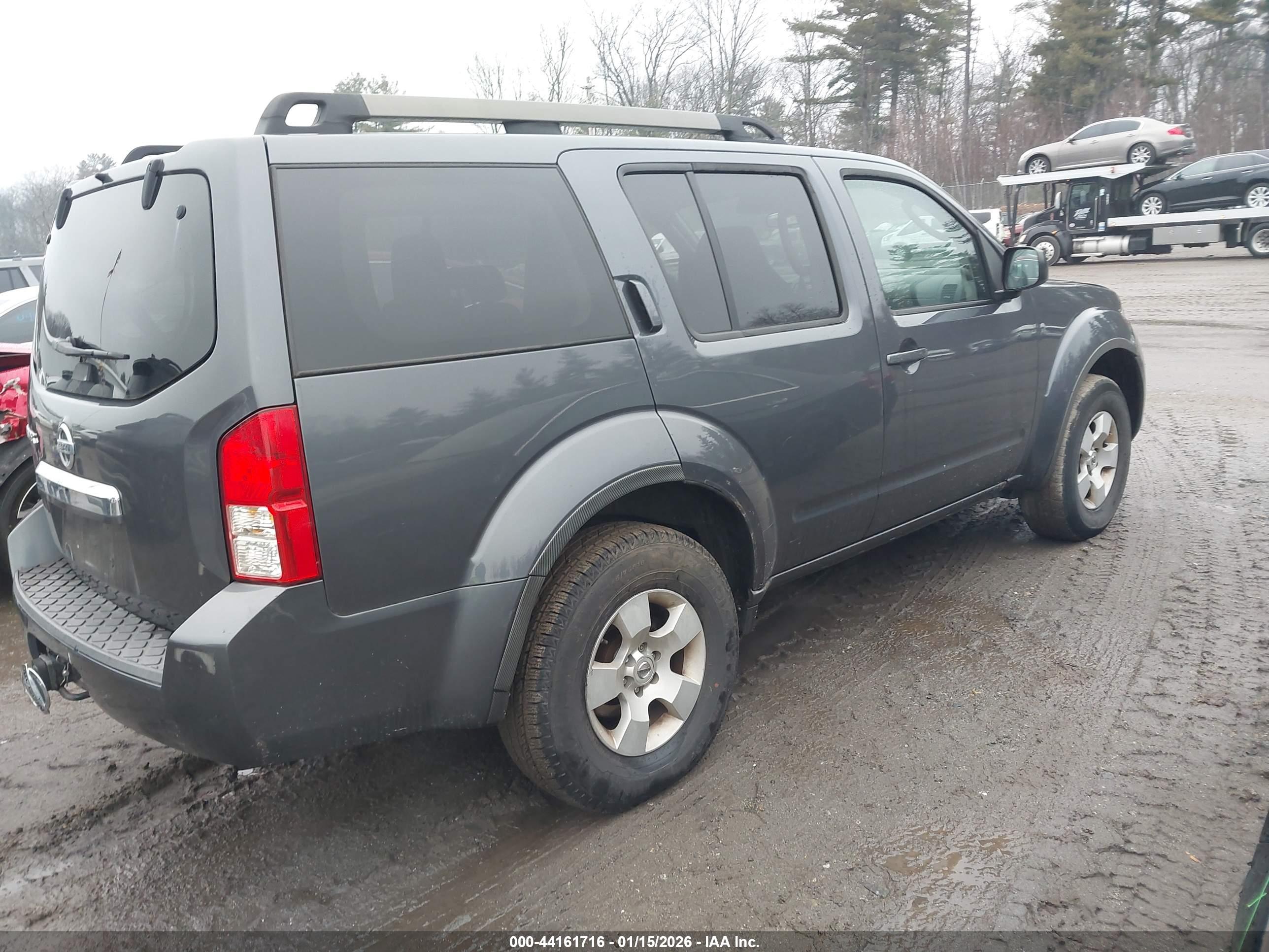 NISSAN PATHFINDER image 4