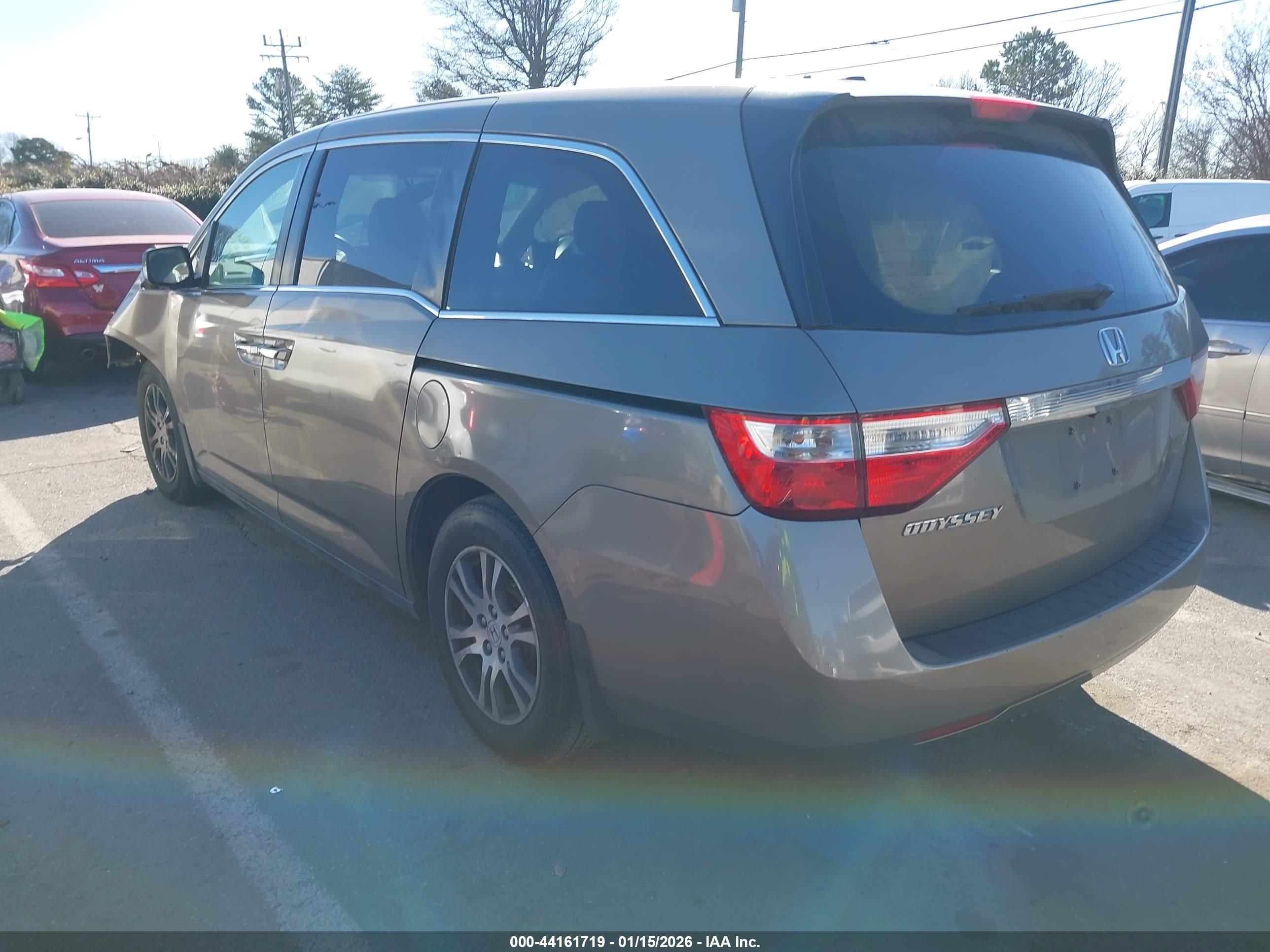 HONDA ODYSSEY image 3