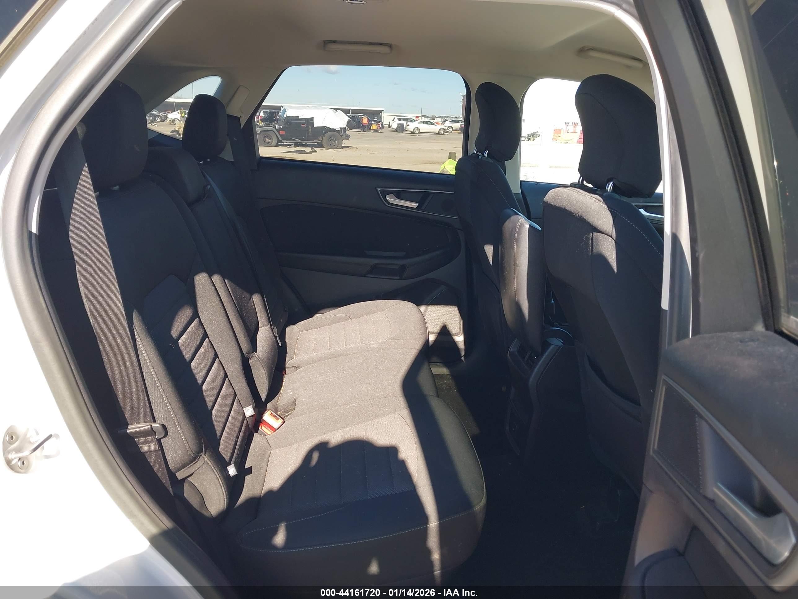 FORD EDGE image 8