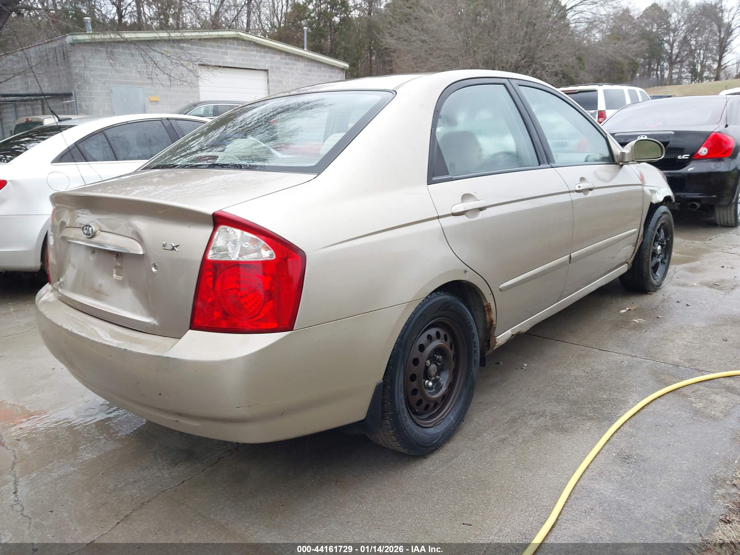 KIA SPECTRA image 4