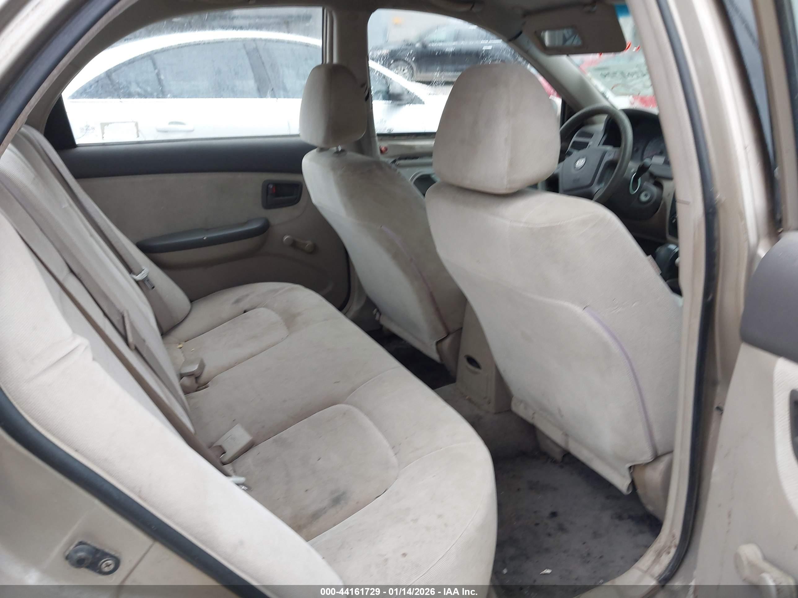 KIA SPECTRA image 8