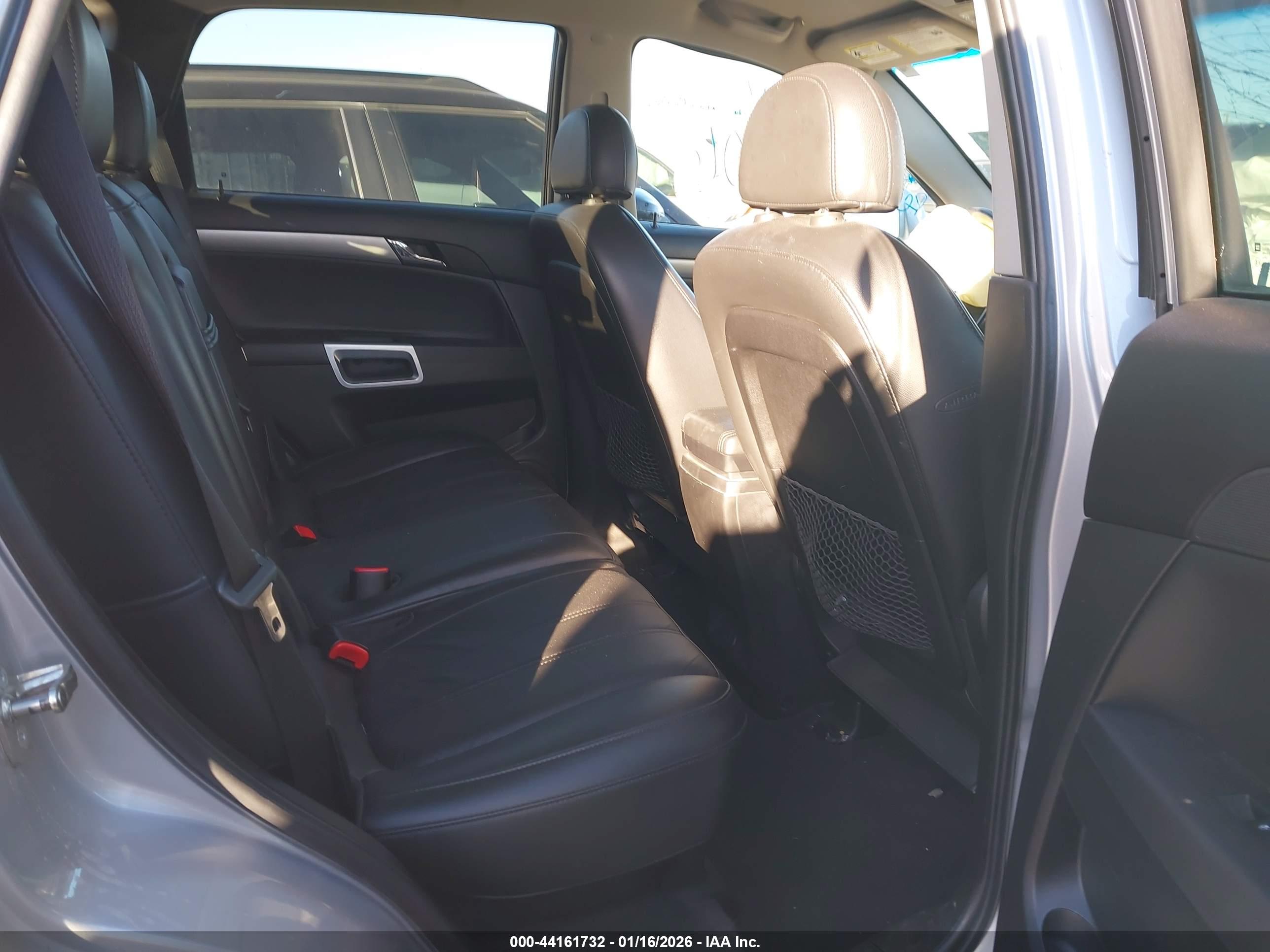 CHEVROLET CAPTIVA image 8