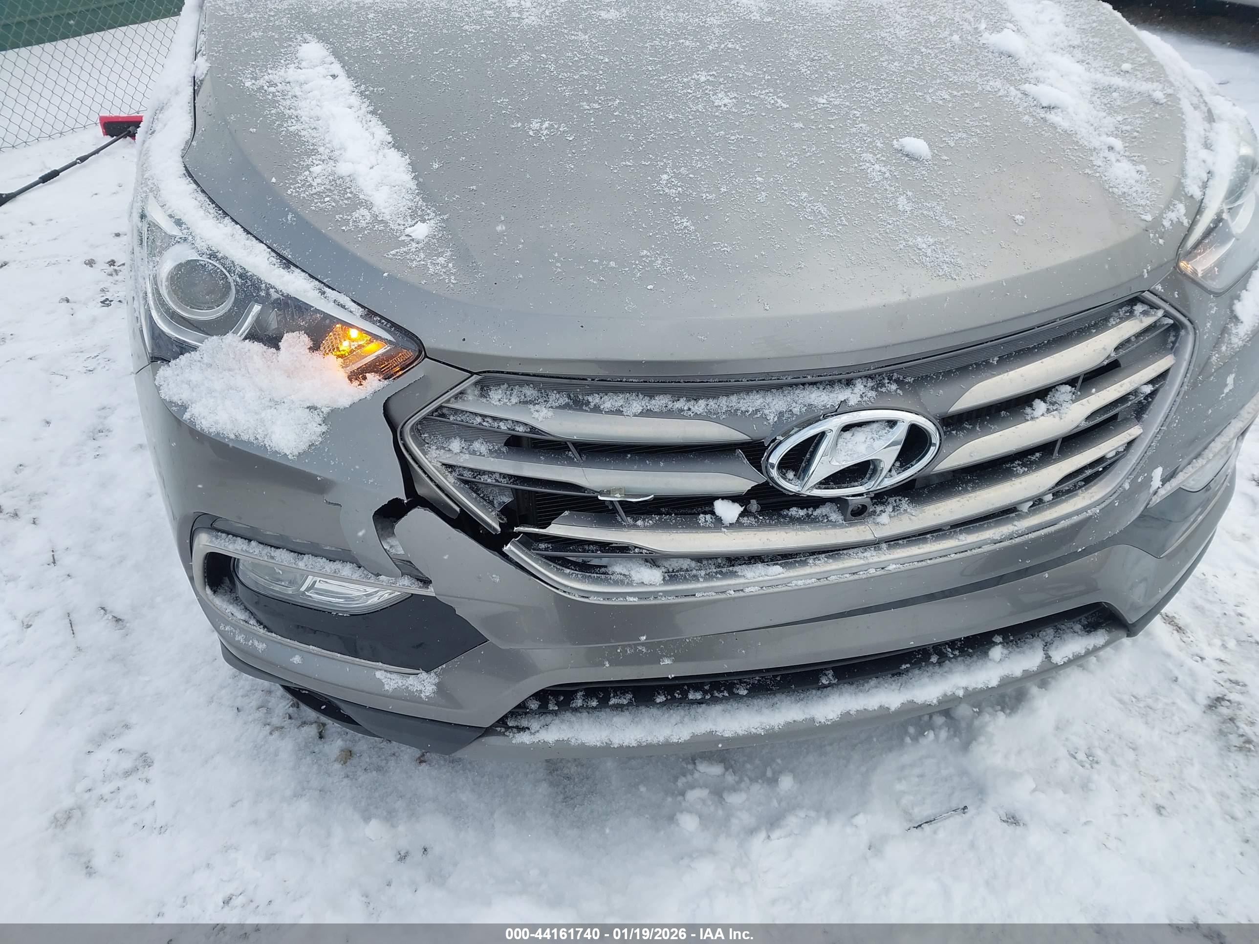 HYUNDAI SANTA image 6