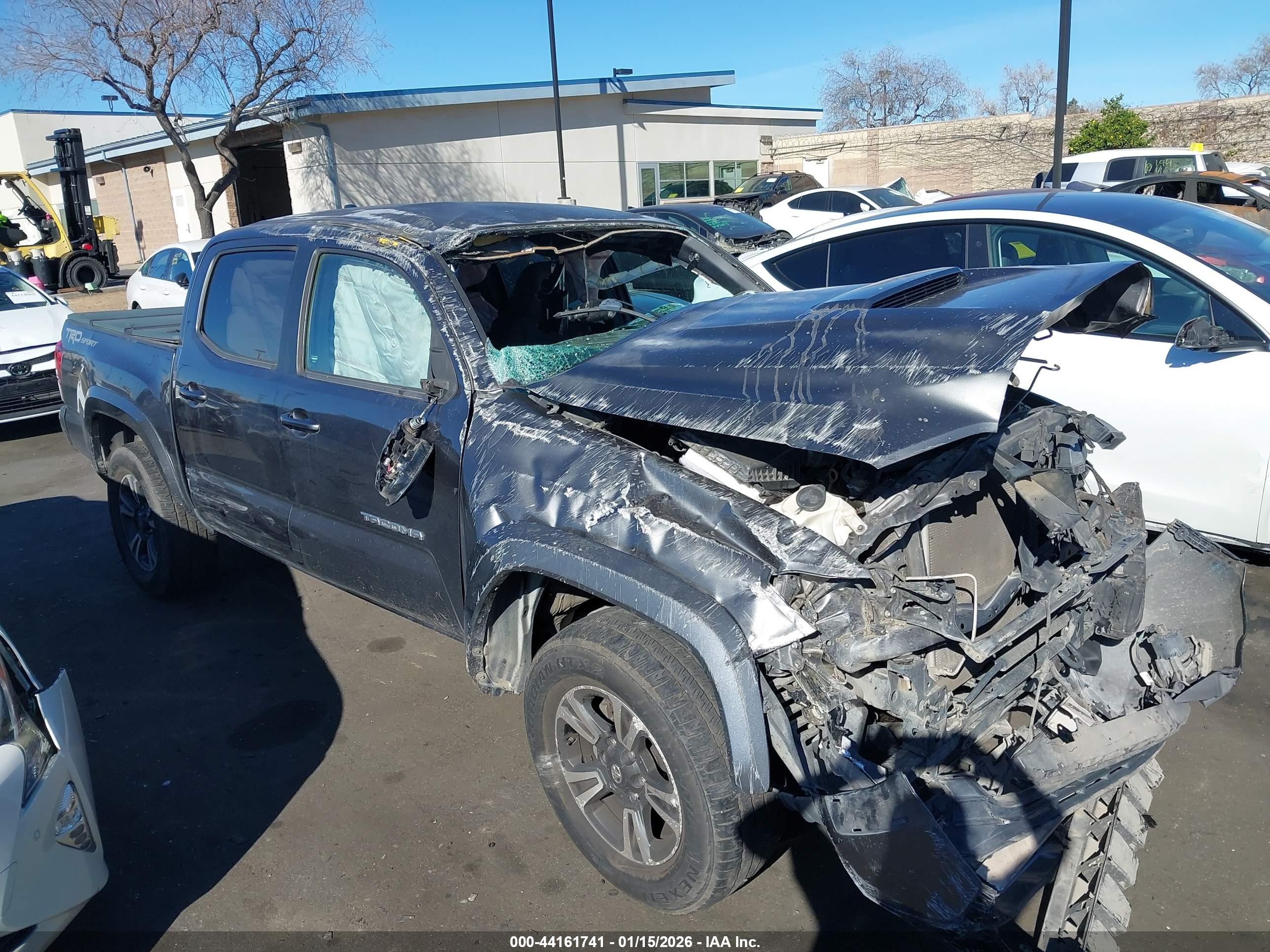 TOYOTA TACOMA image 6