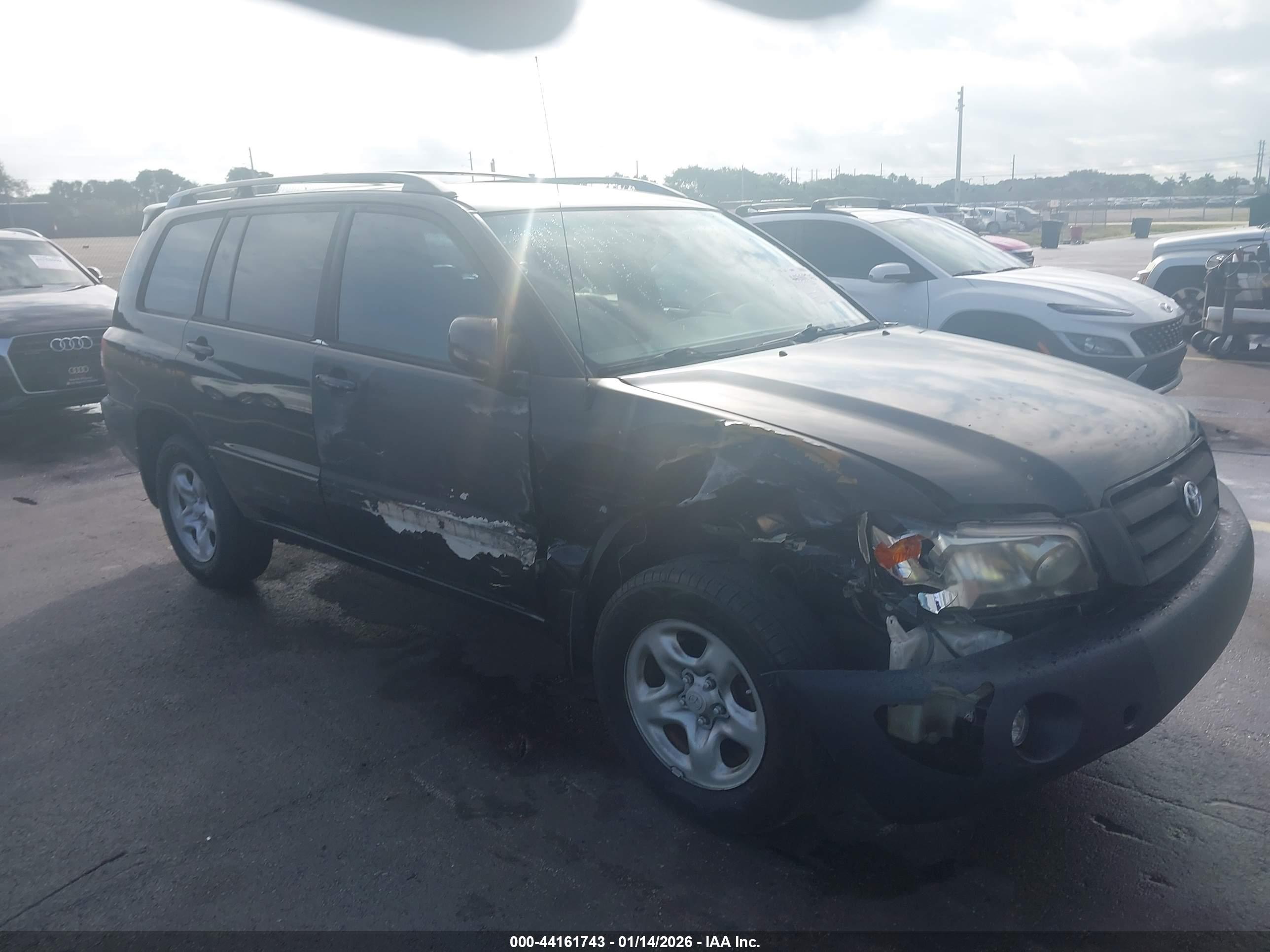 TOYOTA HIGHLANDER image 6