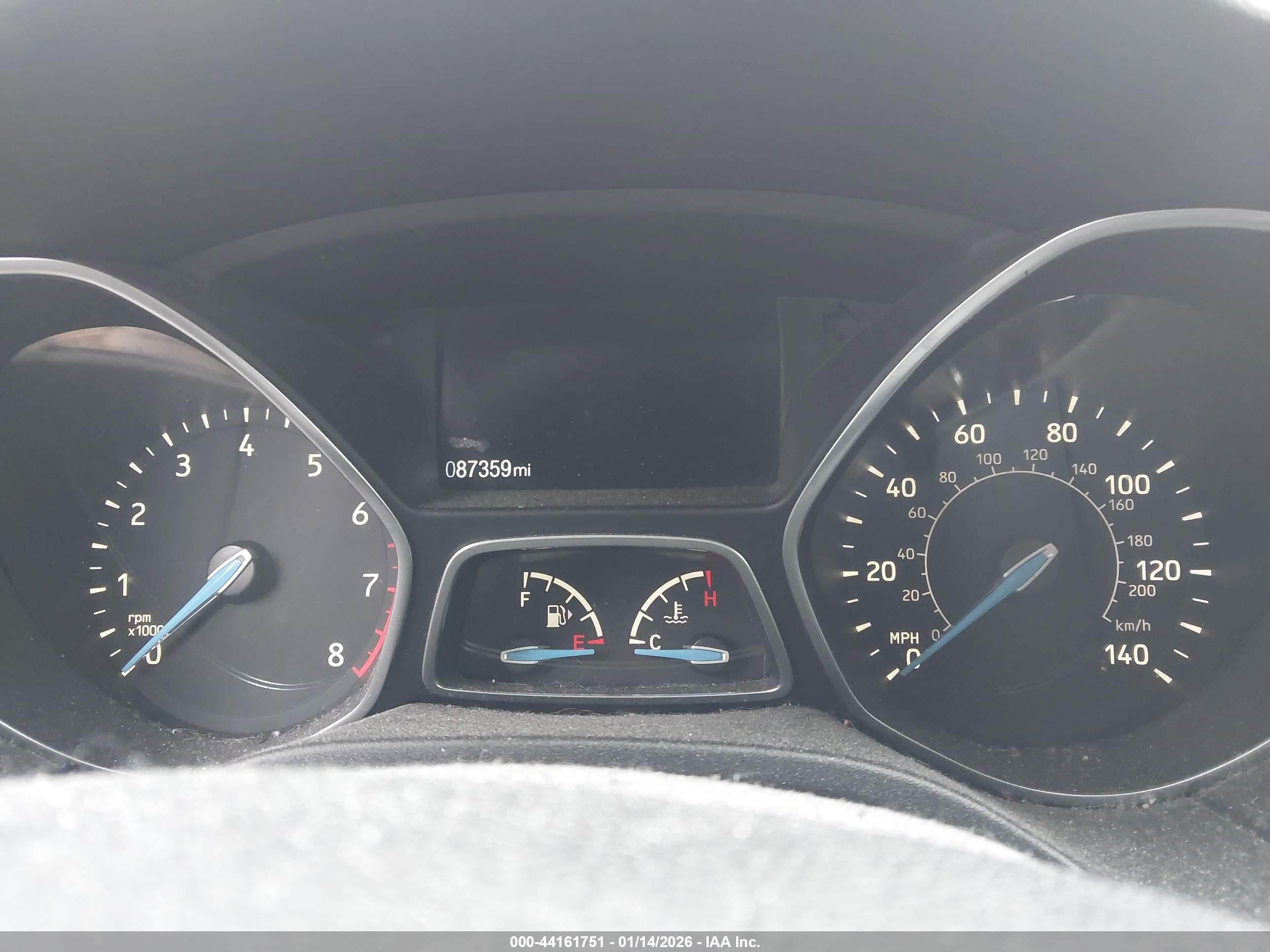 FORD FOCUS image 7