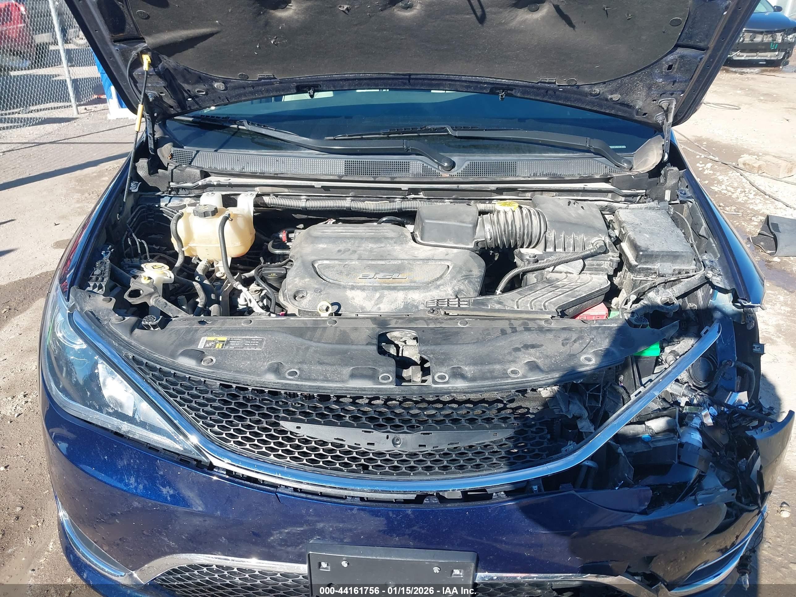 CHRYSLER PACIFICA image 10
