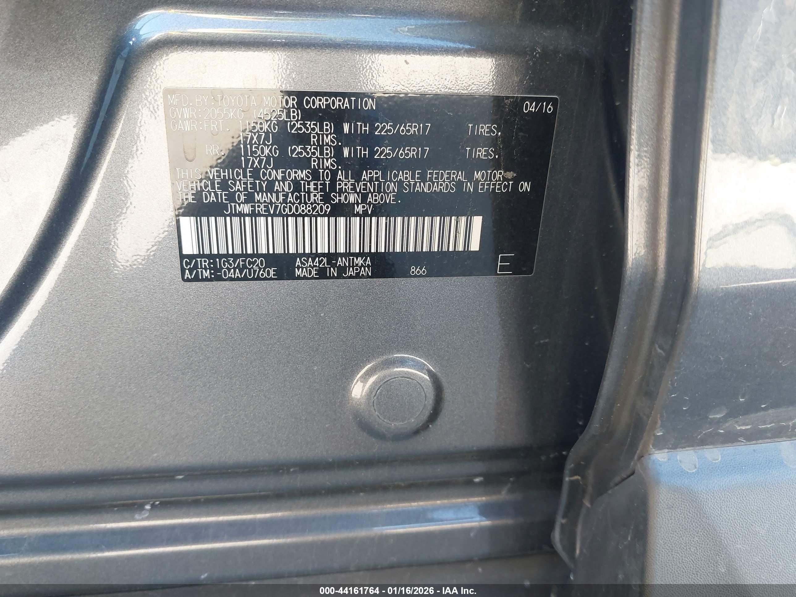TOYOTA RAV4 image 9