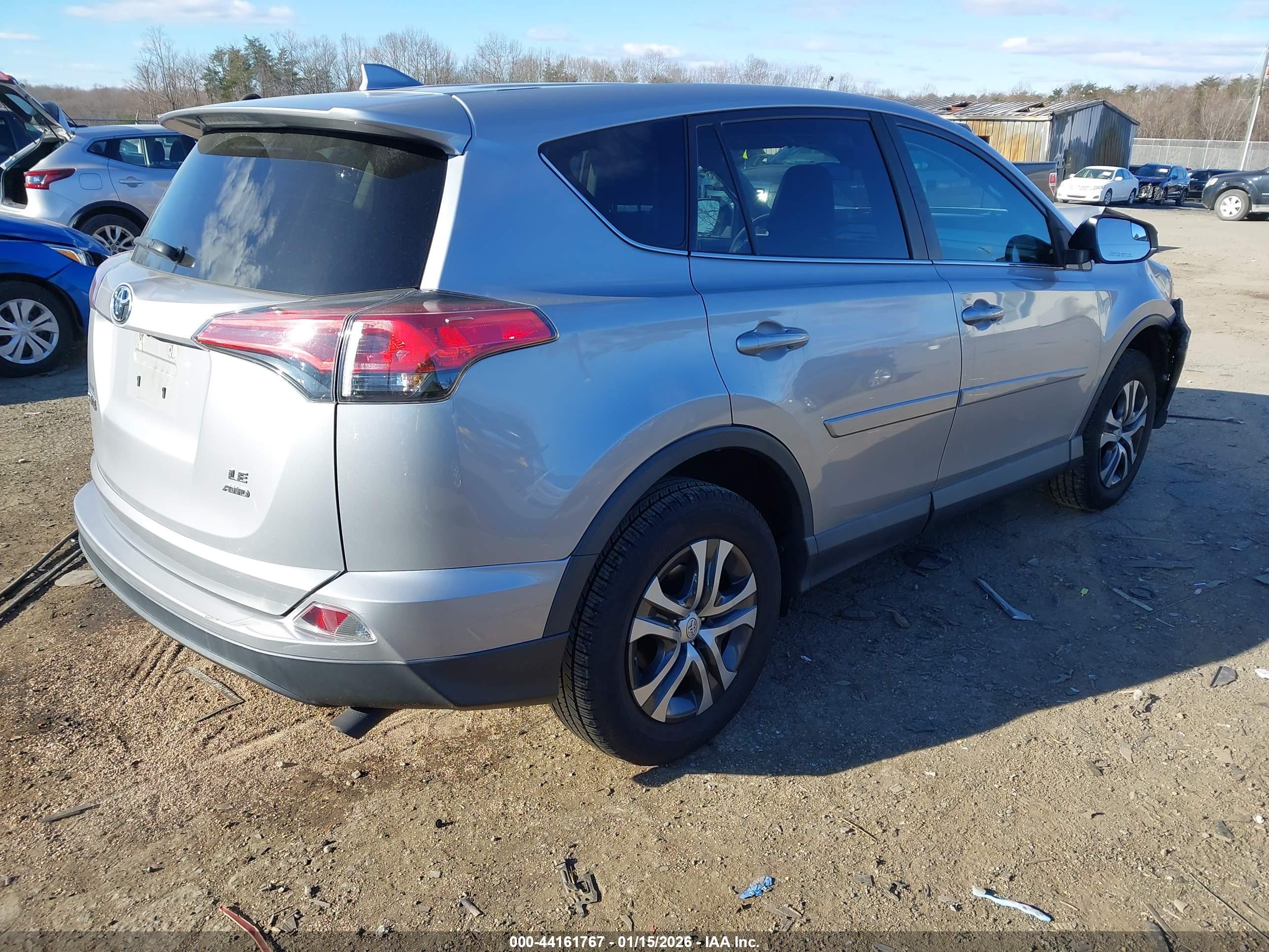 TOYOTA RAV4 image 4