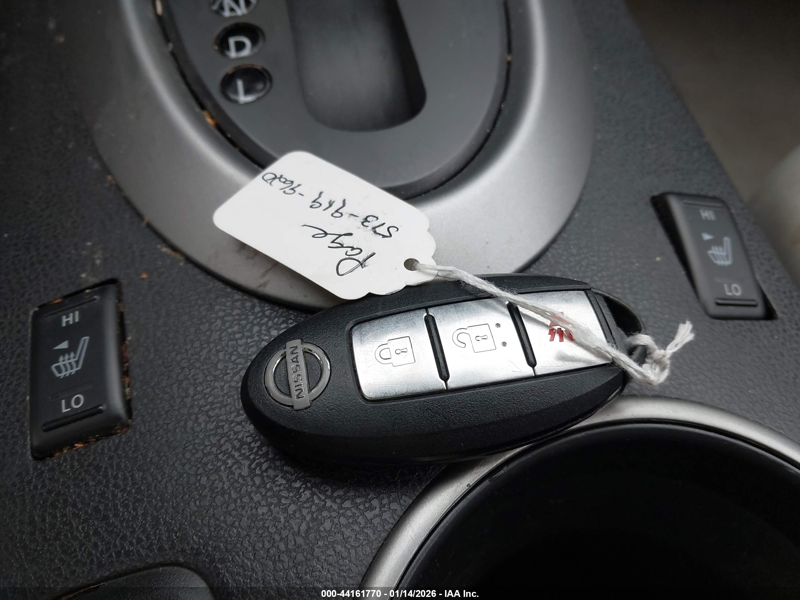 NISSAN ROGUE image 11