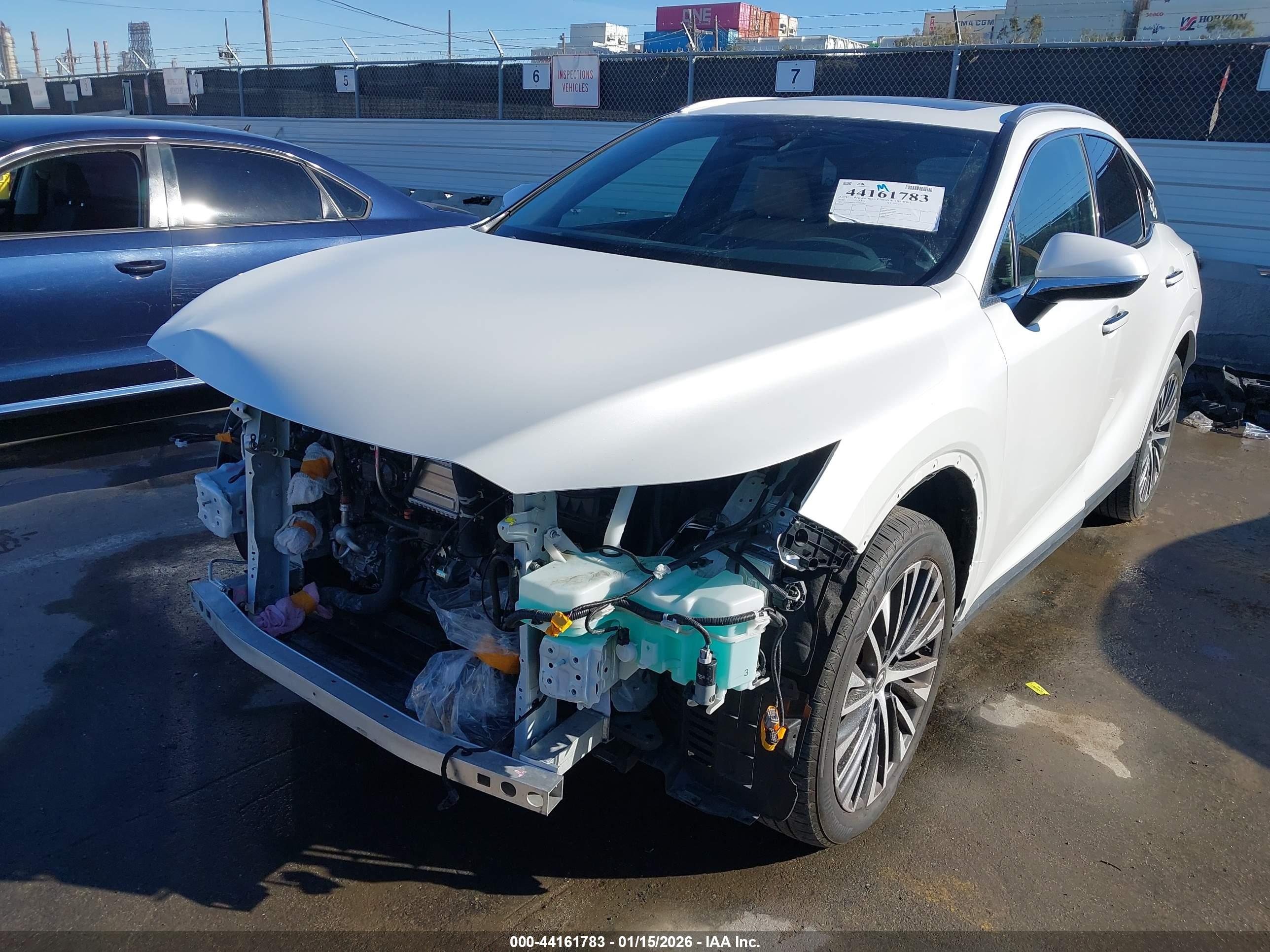 LEXUS RX image 6