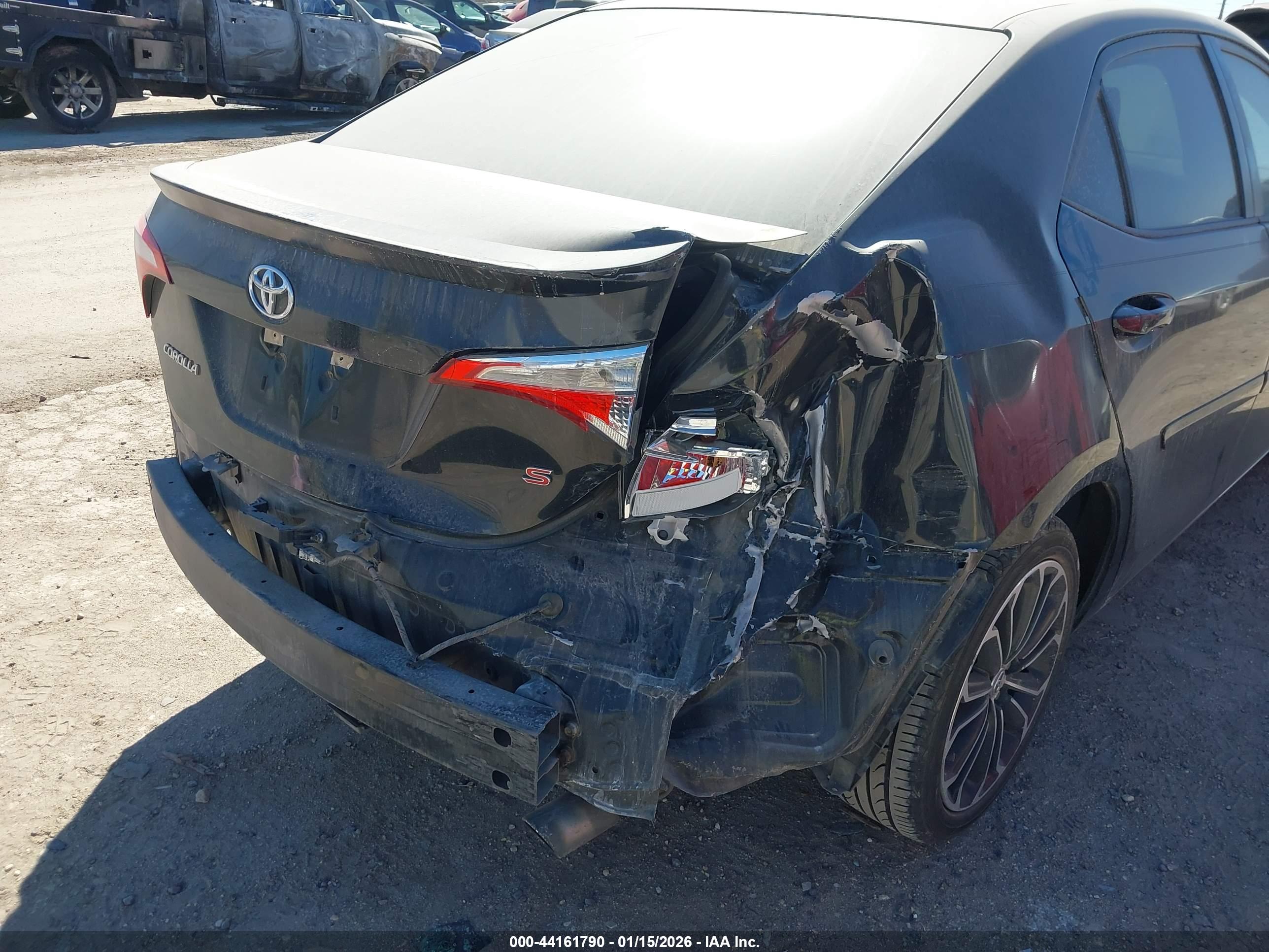 TOYOTA COROLLA image 6