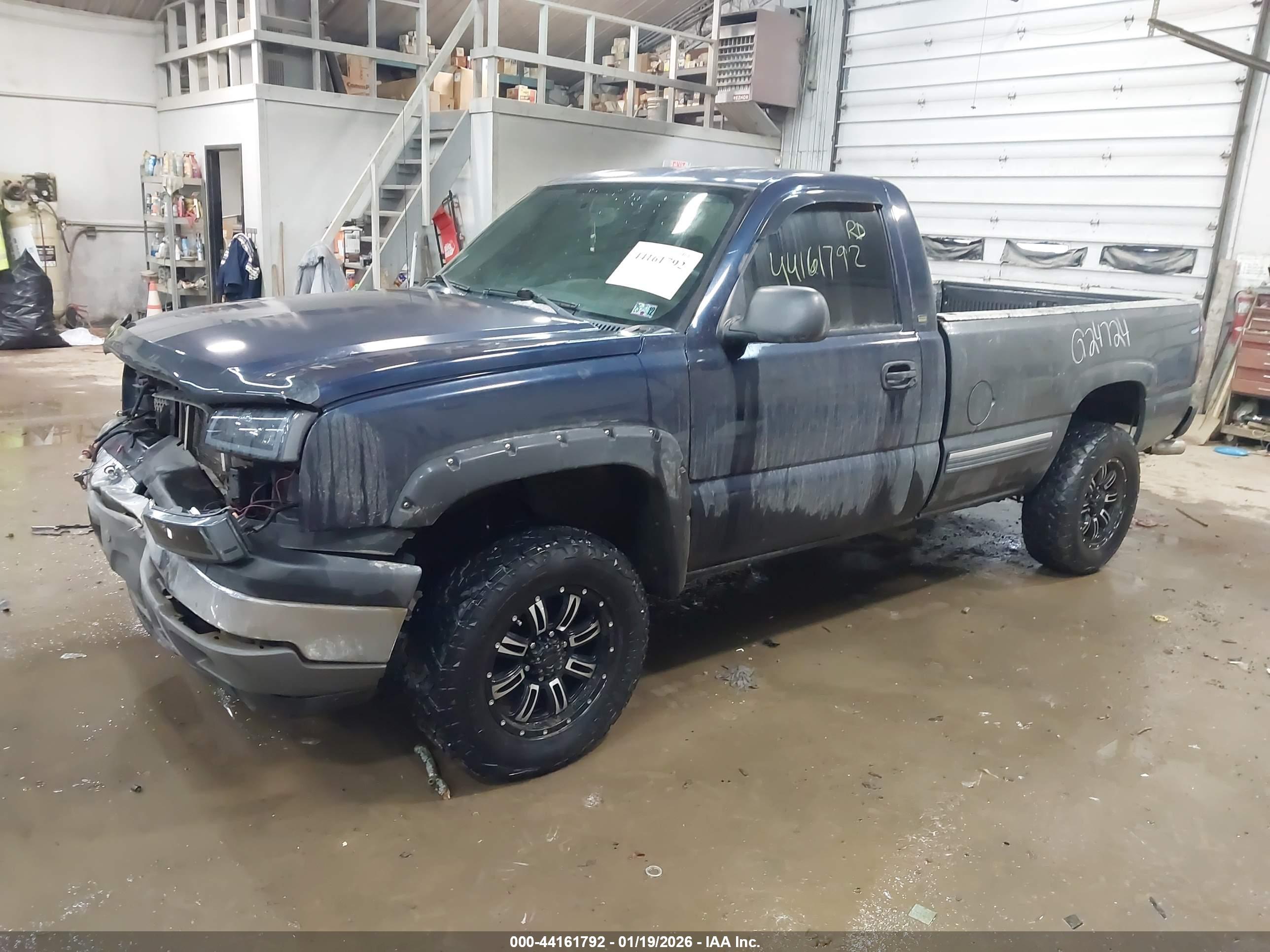 CHEVROLET SILVERADO image 2