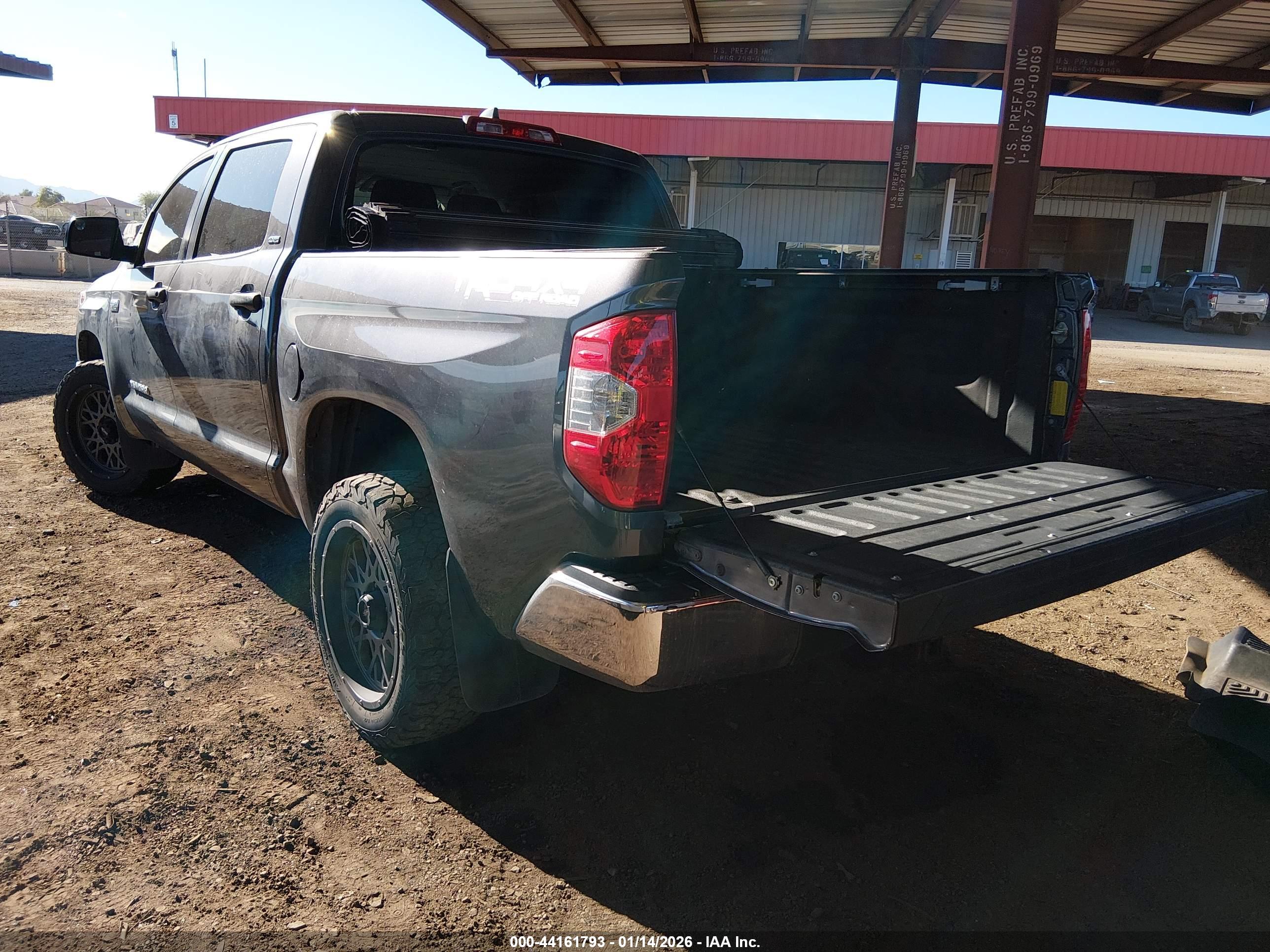 TOYOTA TUNDRA image 3