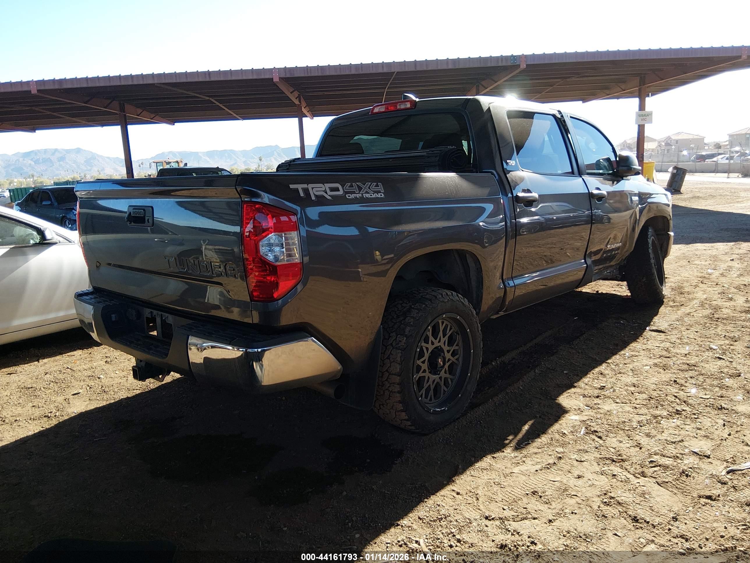 TOYOTA TUNDRA image 4
