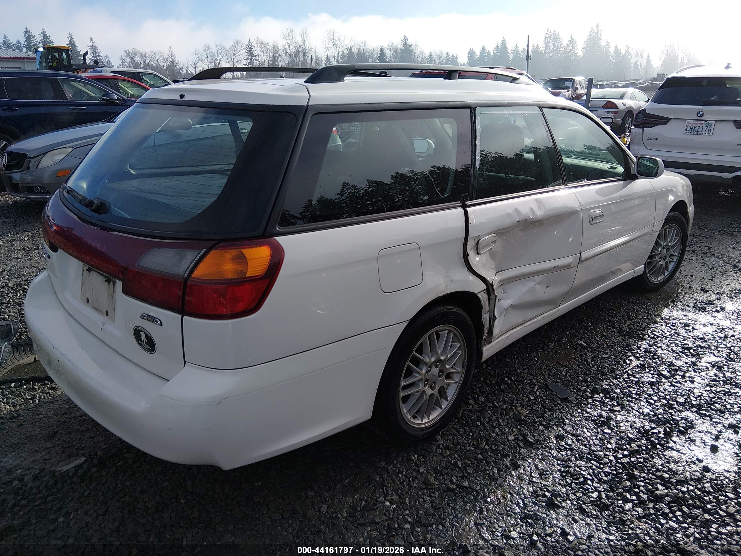 SUBARU LEGACY image 4