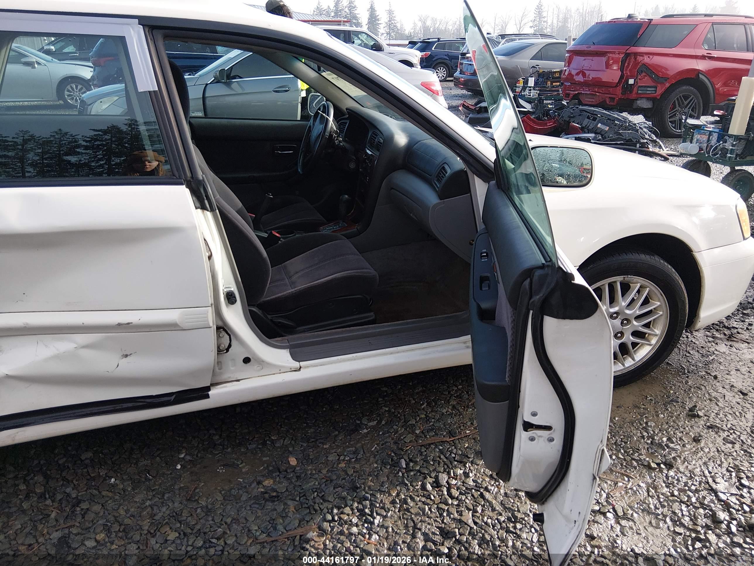 SUBARU LEGACY image 5
