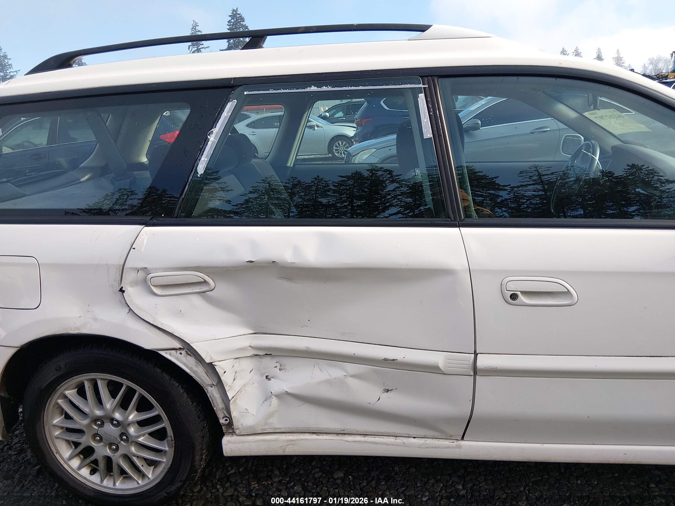 SUBARU LEGACY image 6