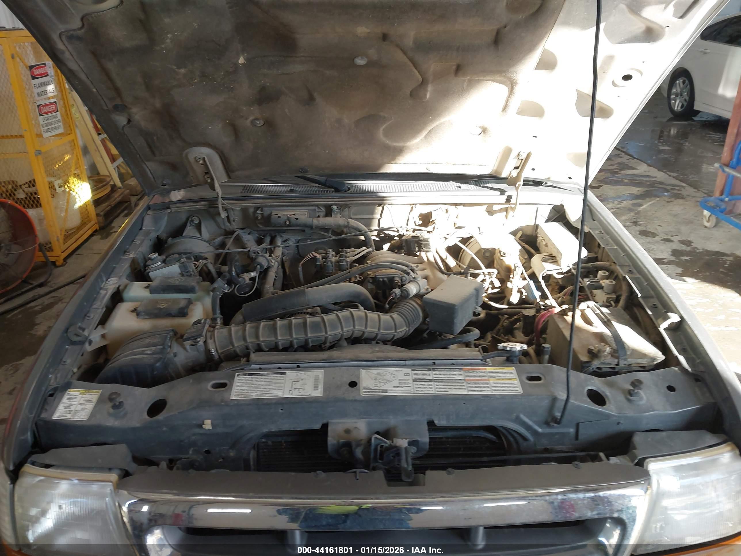 FORD RANGER image 10