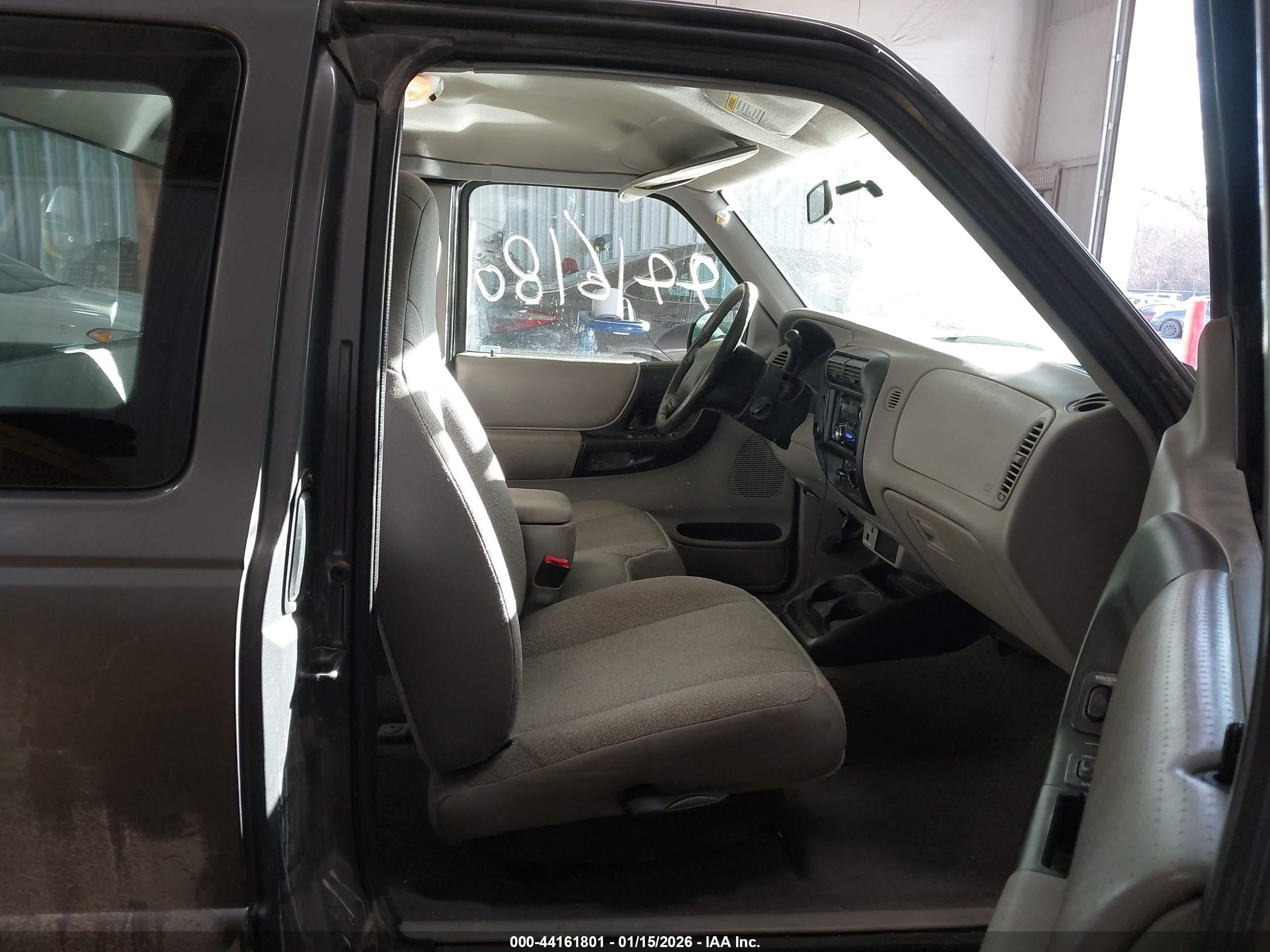 FORD RANGER image 5