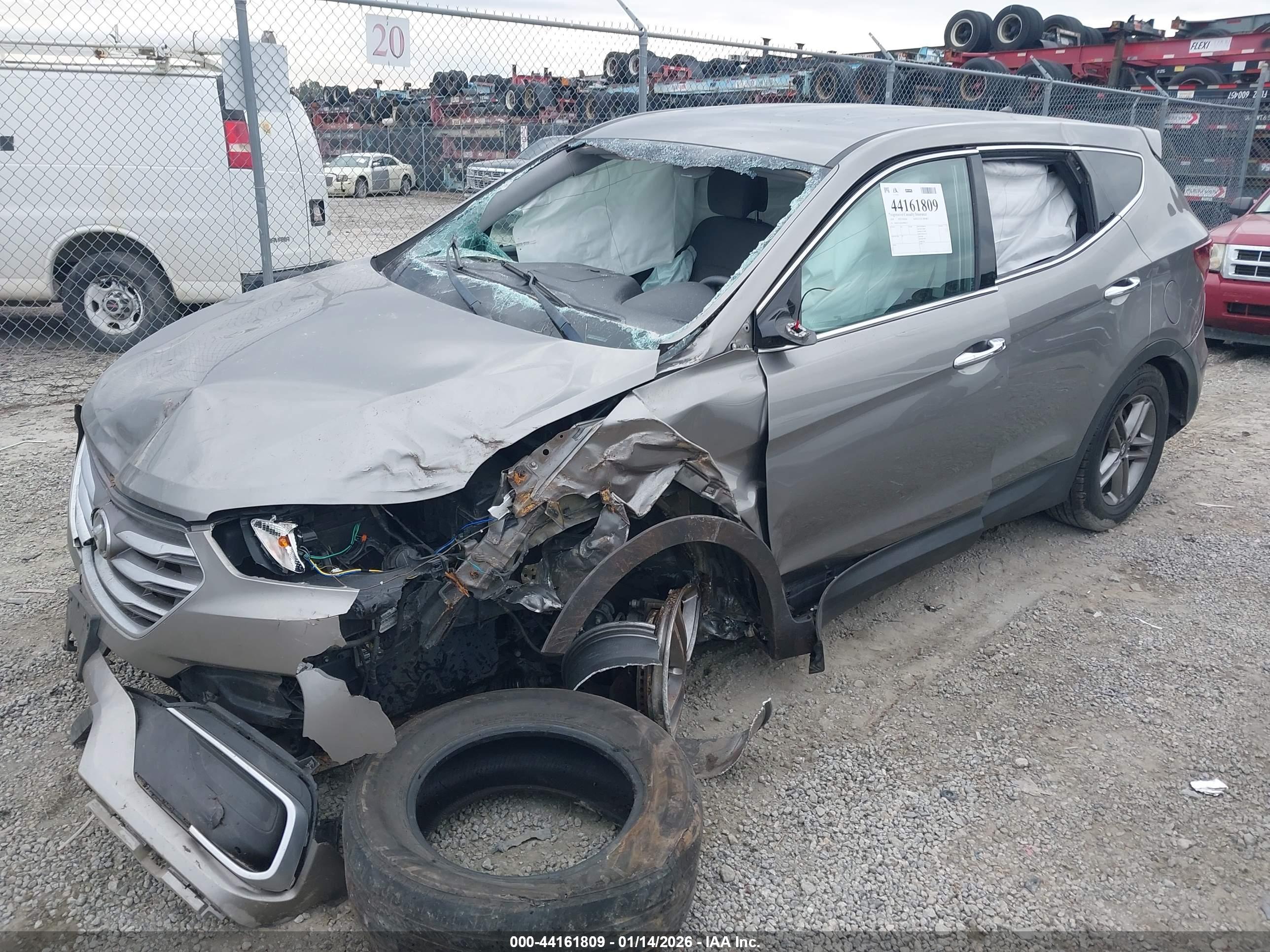 HYUNDAI SANTA image 2