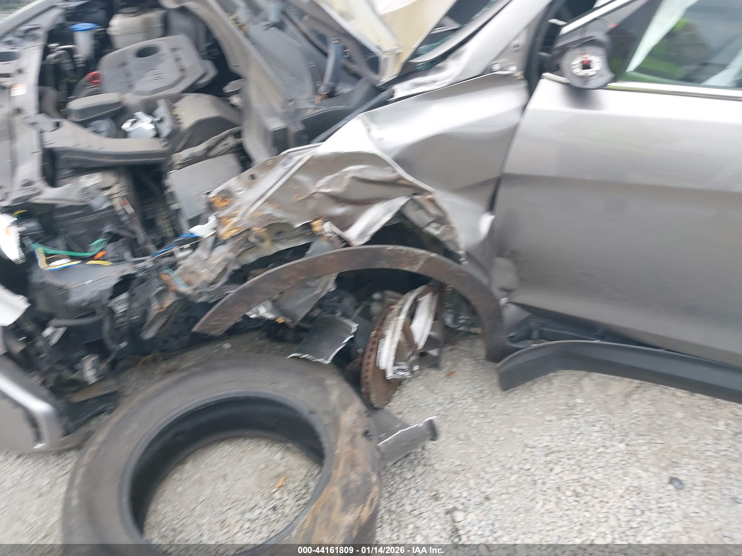 HYUNDAI SANTA image 6