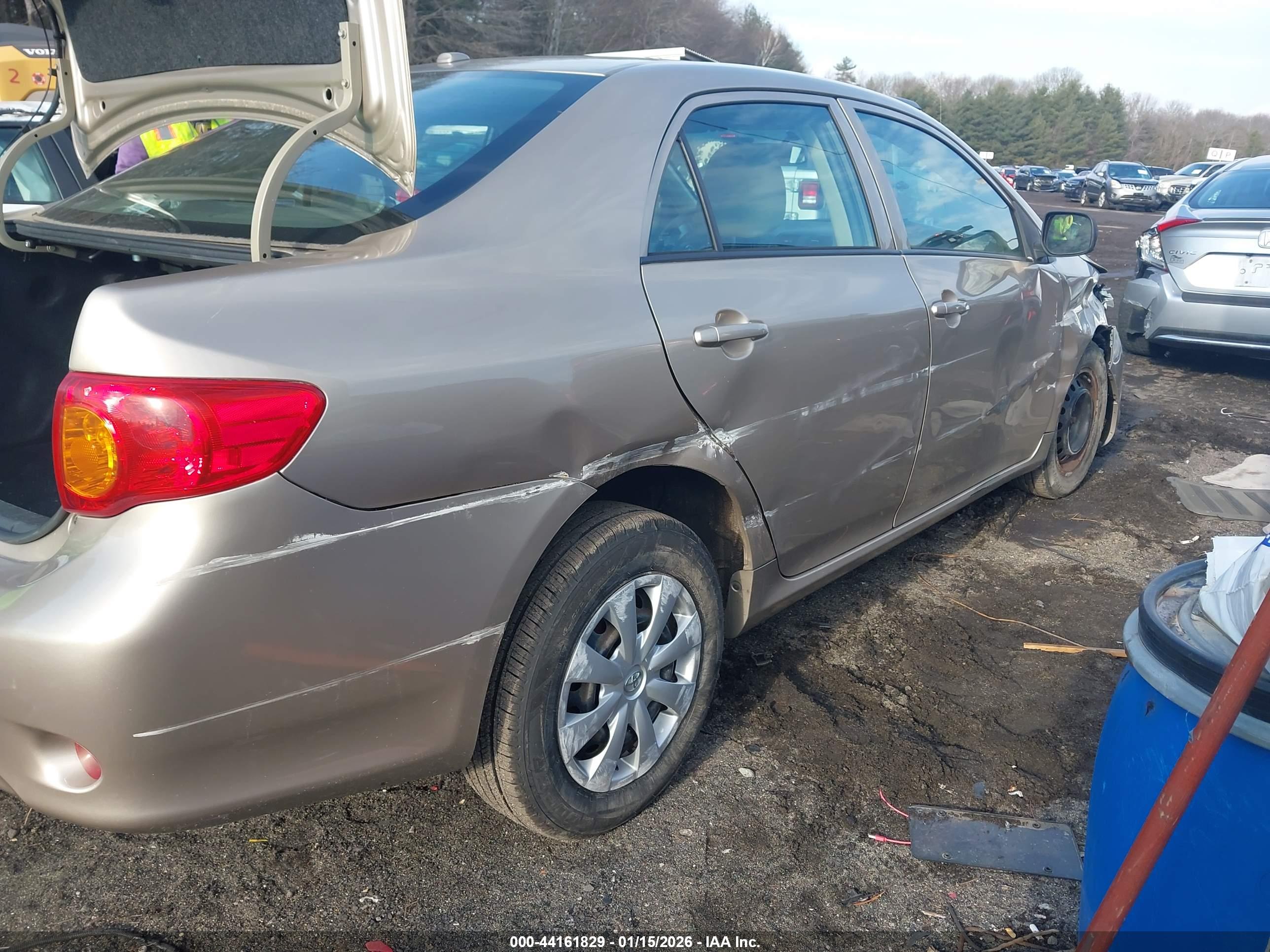 TOYOTA COROLLA image 6