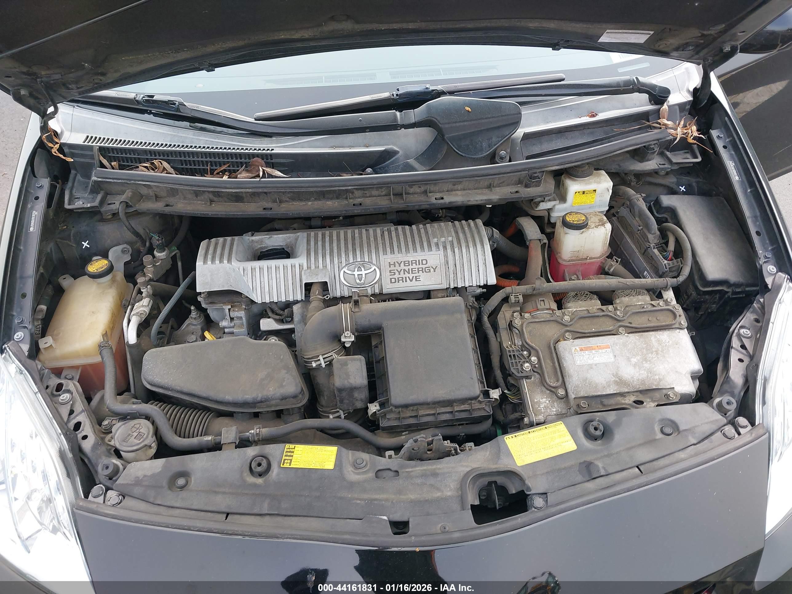 TOYOTA PRIUS image 10
