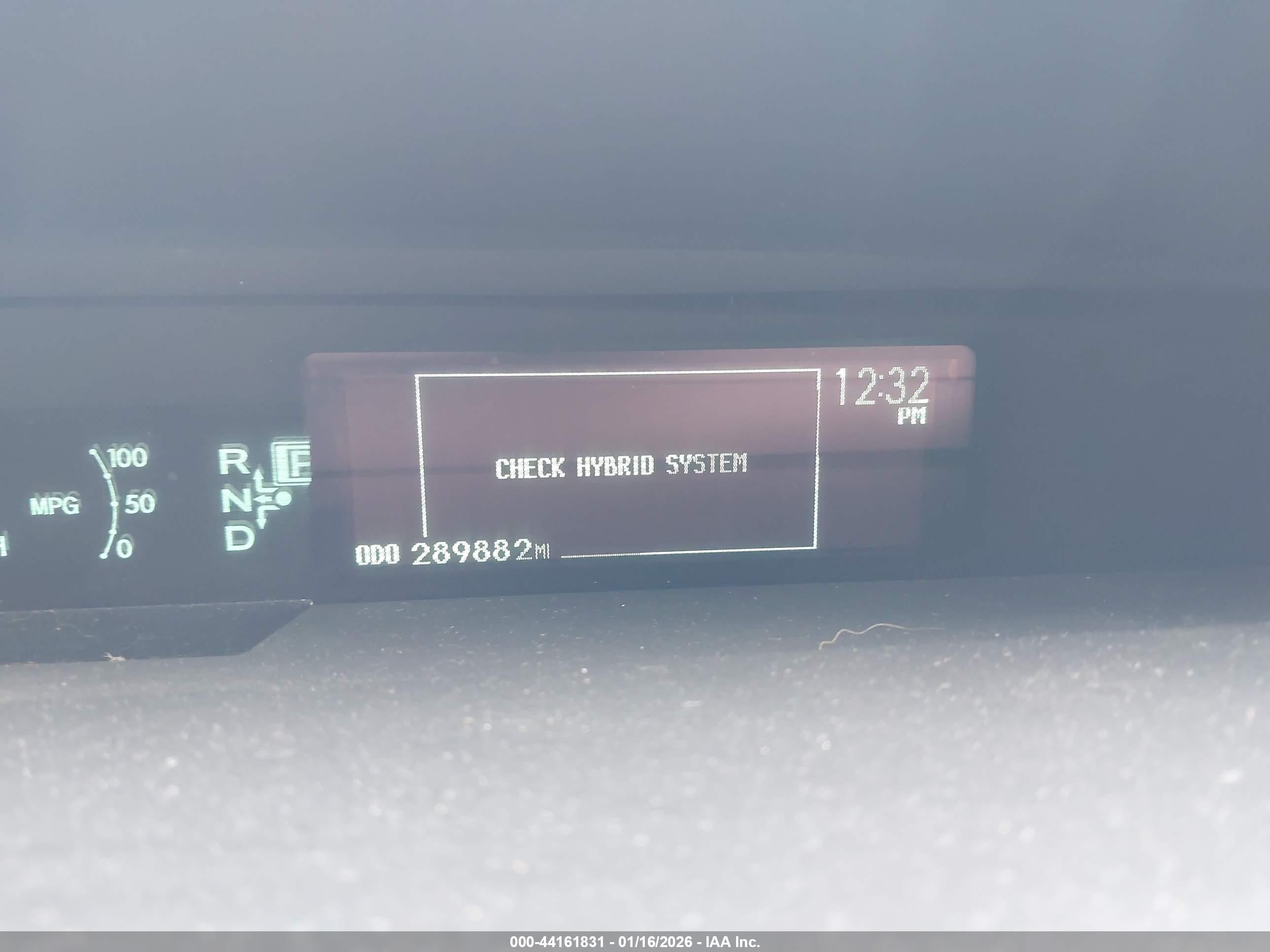 TOYOTA PRIUS image 7