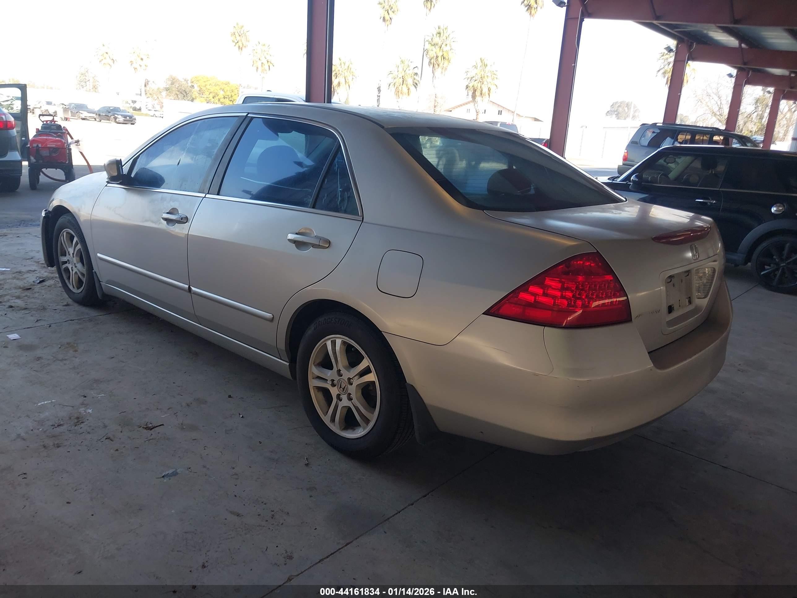 HONDA ACCORD image 3