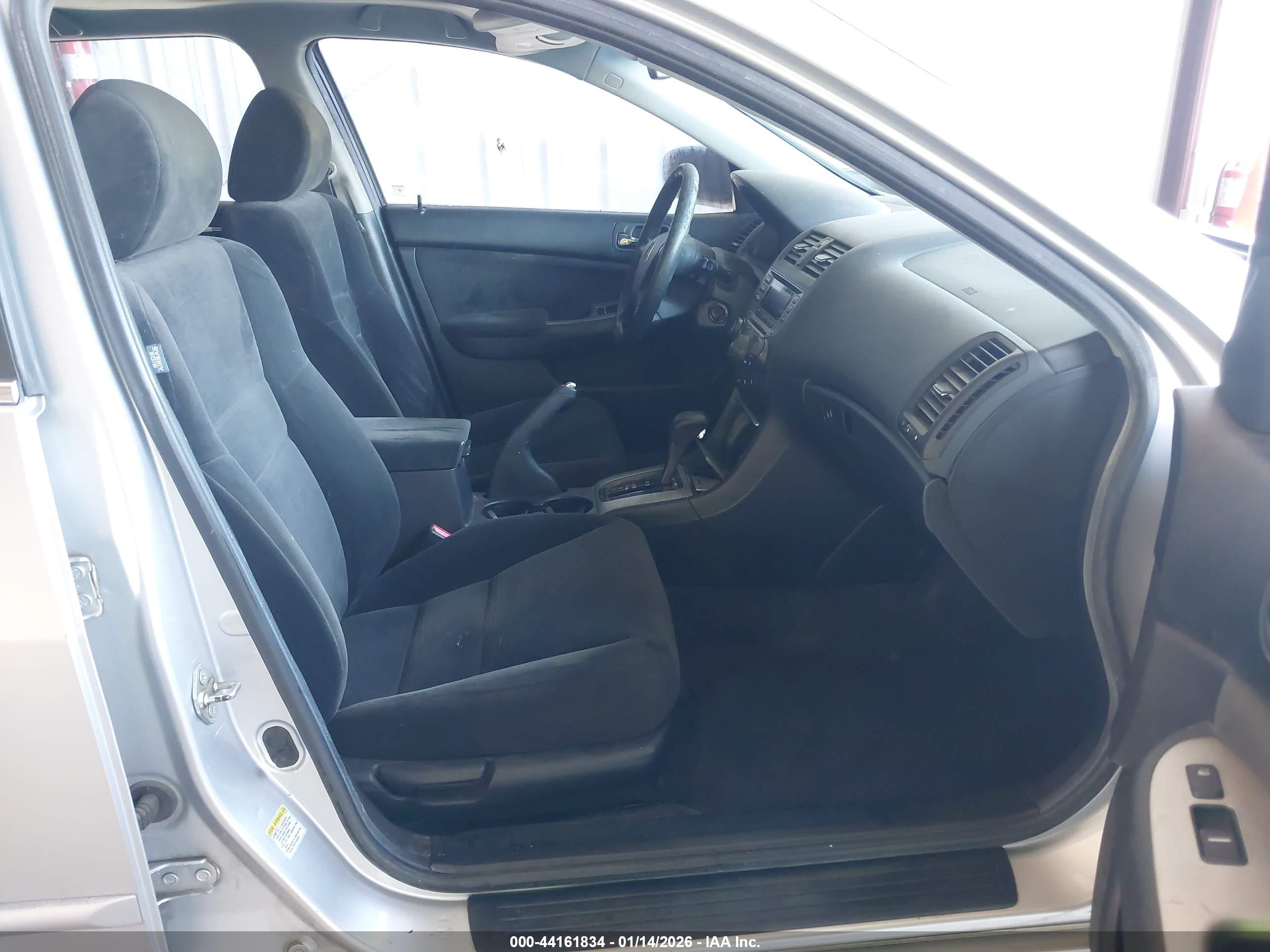HONDA ACCORD image 5