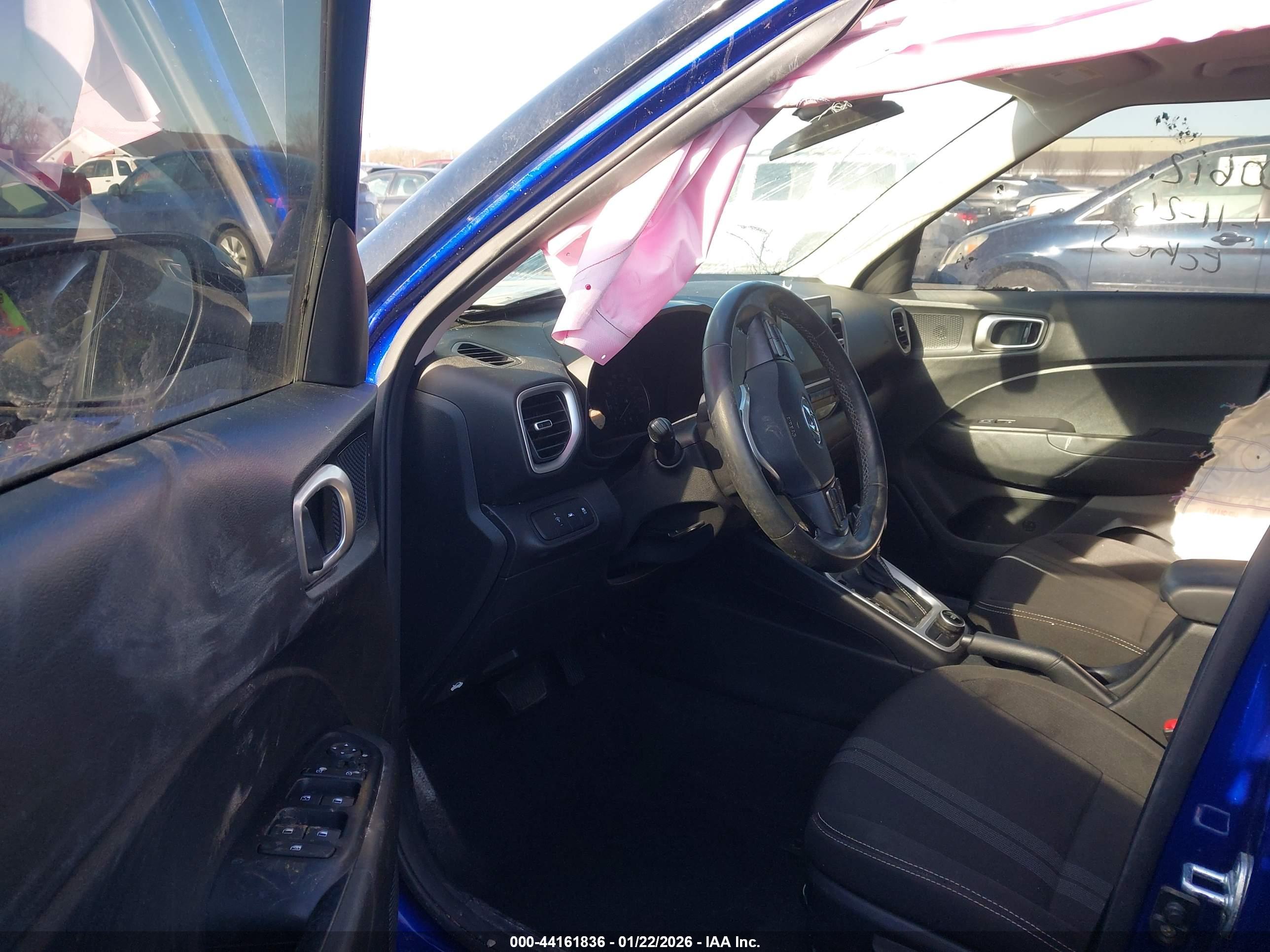 HYUNDAI VENUE image 5
