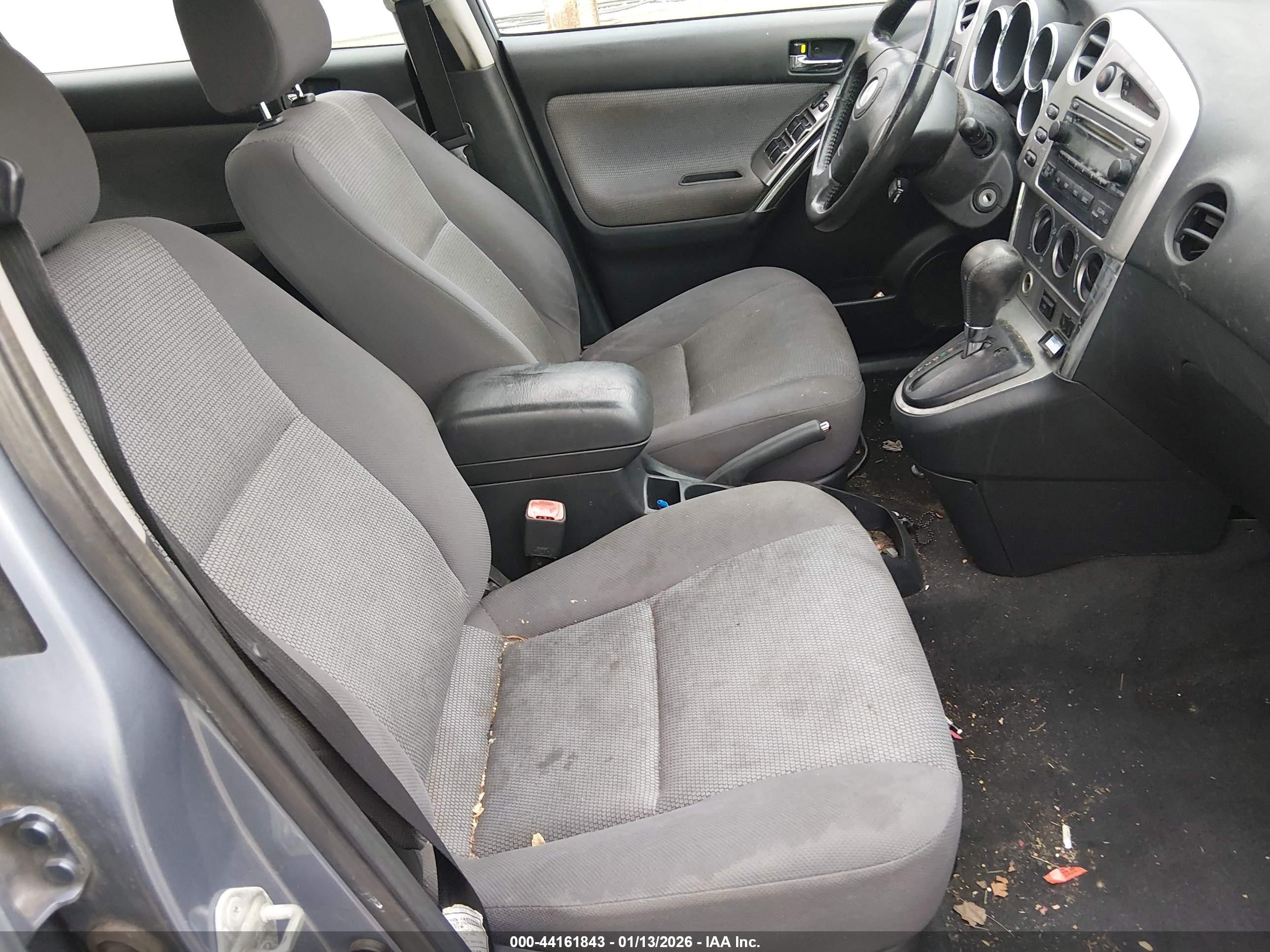 TOYOTA MATRIX image 5