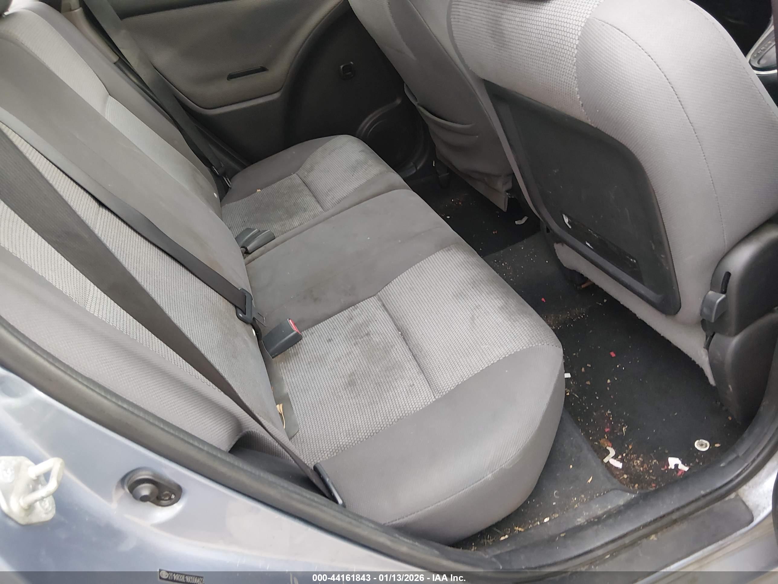 TOYOTA MATRIX image 8