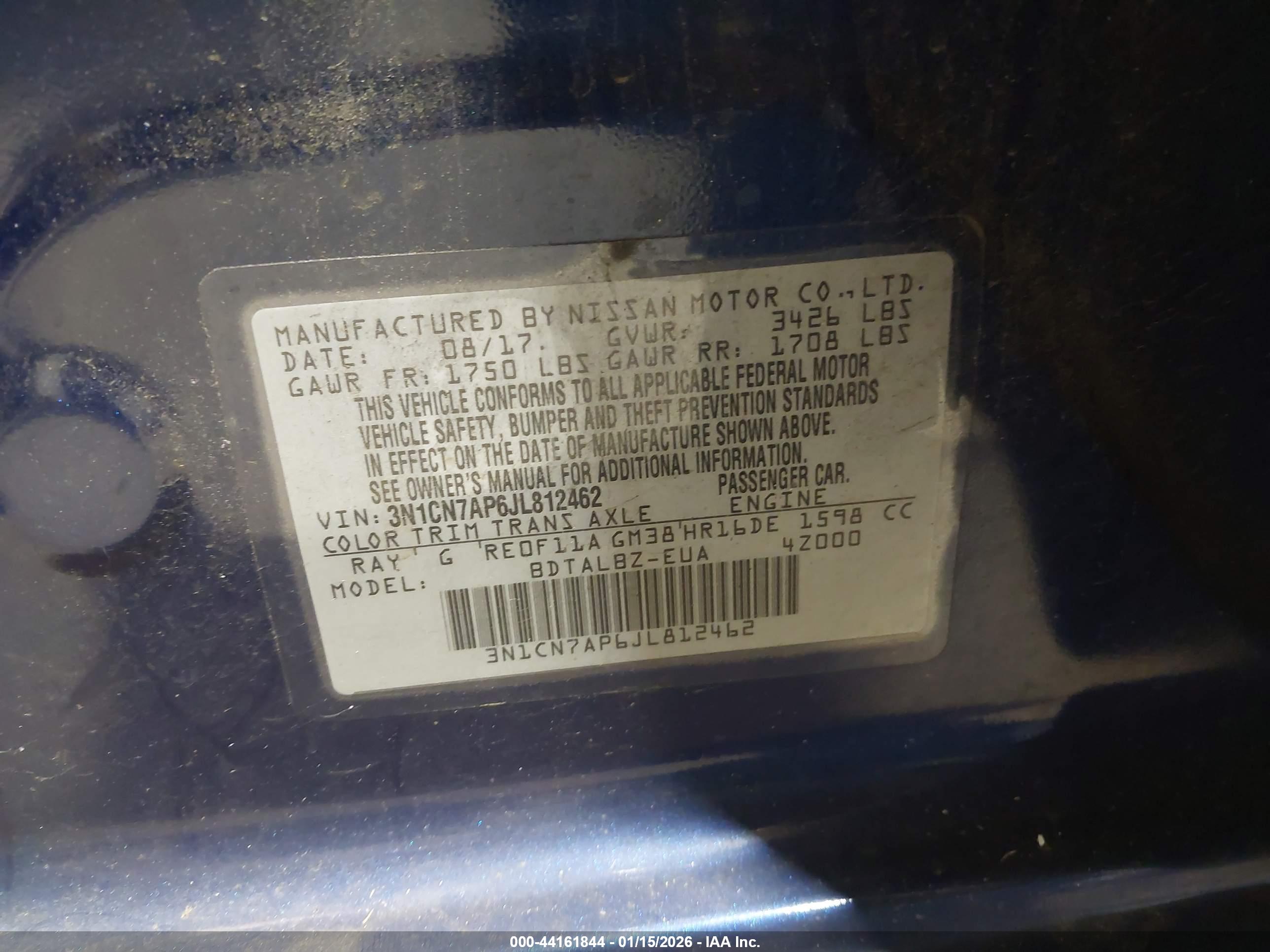 NISSAN VERSA image 9
